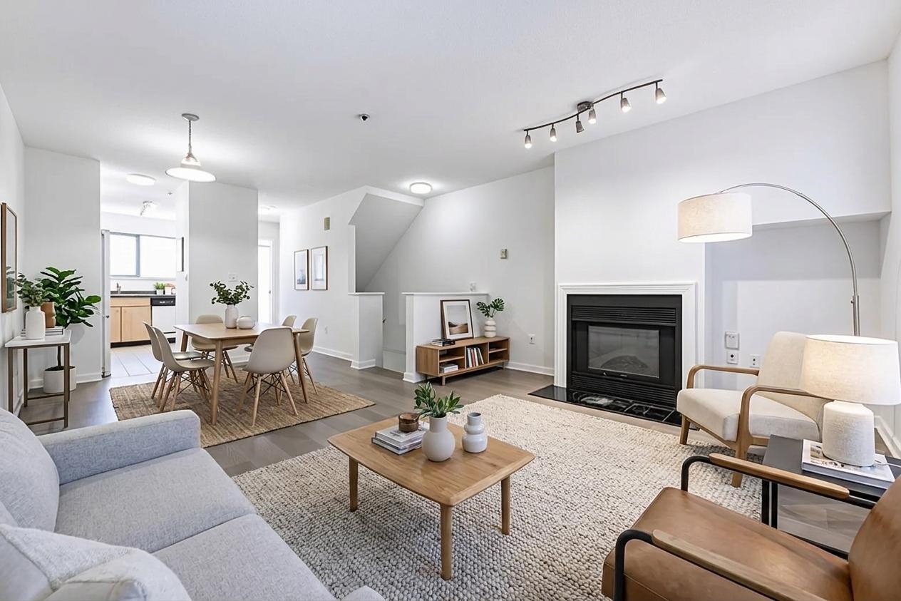 202 3683 Wellington Avenue - MLS&reg; # R3142241