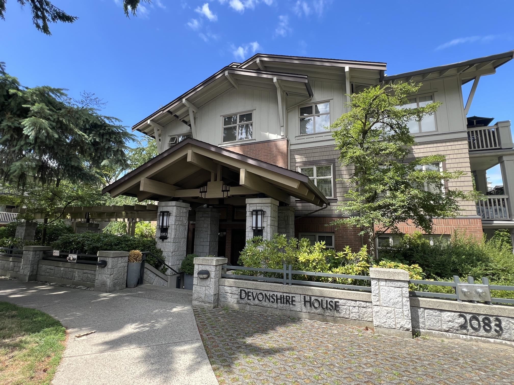 425 2083 33rd Avenue - MLS&reg; # R3142563