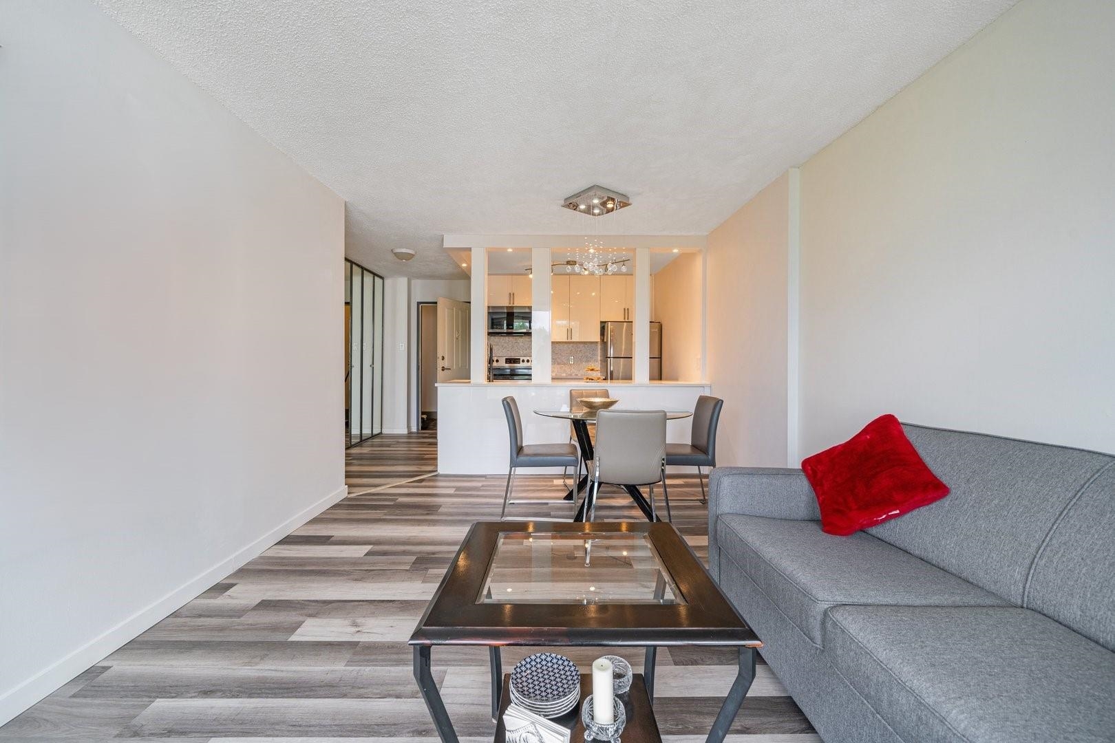 1506 2004 Fullerton Avenue - MLS&reg; # R3142971