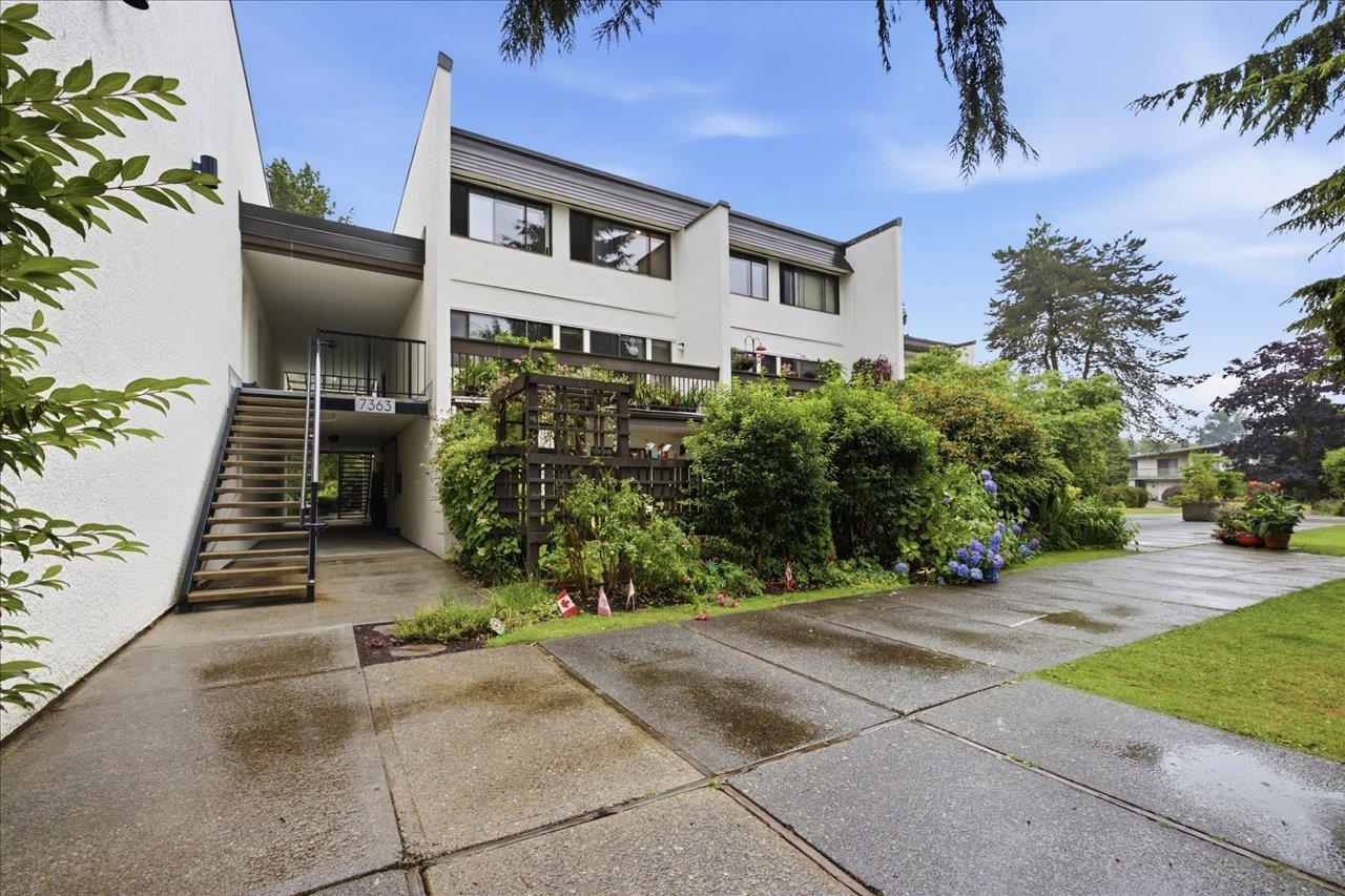 8 7363 Montecito Drive - MLS&reg; # R3143034