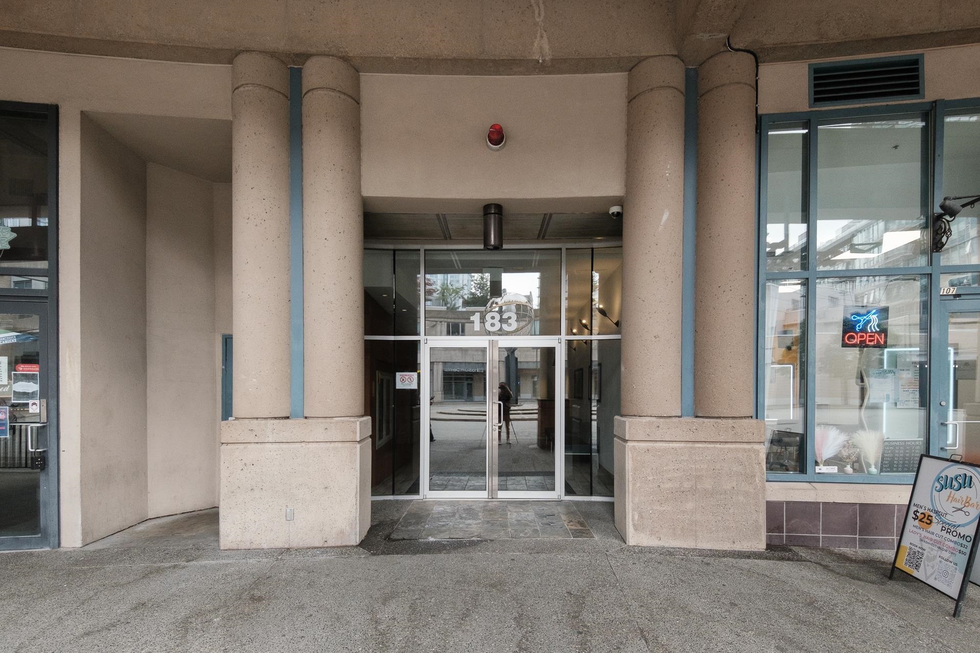 804 183 Keefer Place - MLS&reg; # R3143152