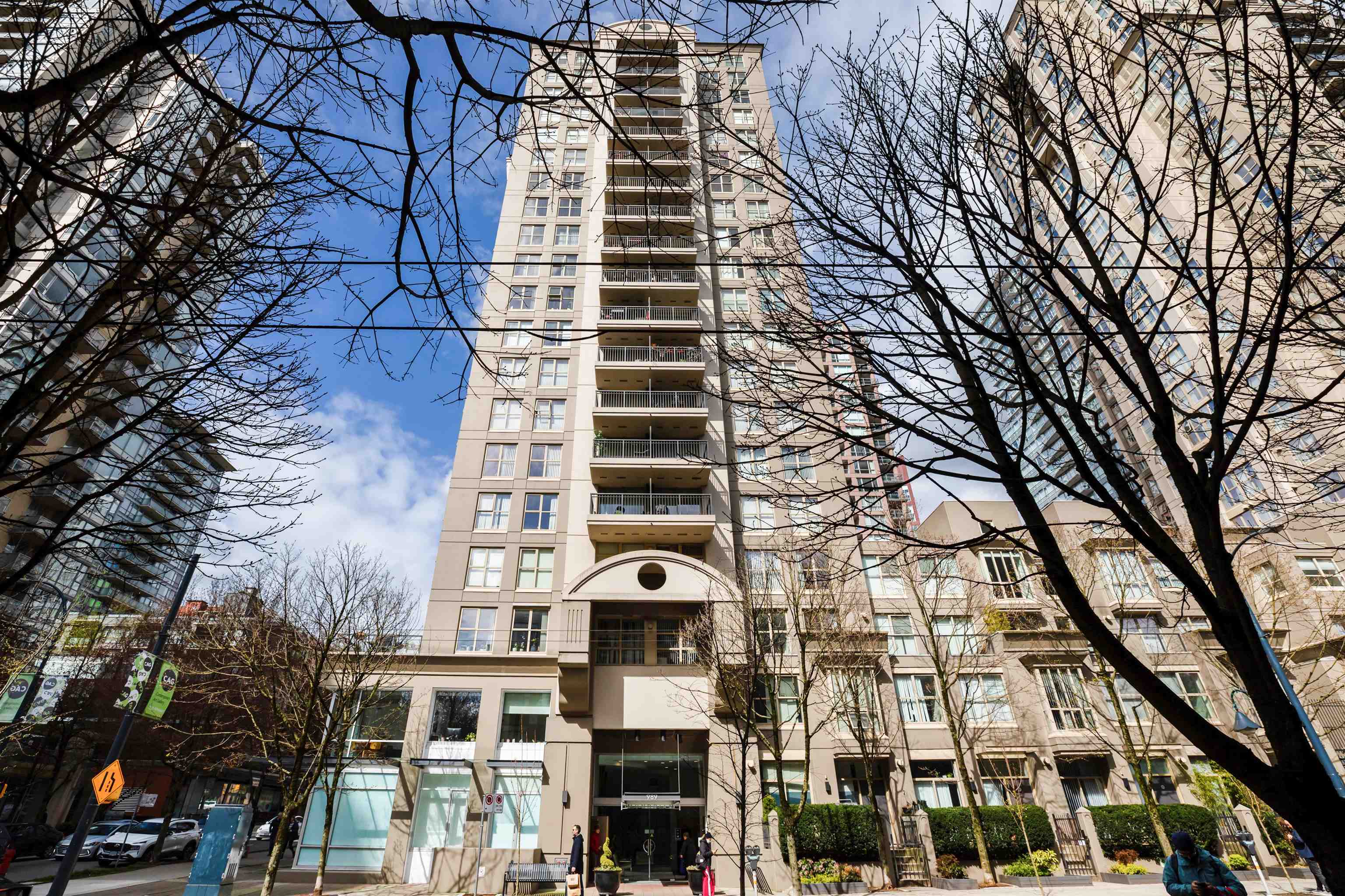 708 989 Richards Street - MLS&reg; # R3143343