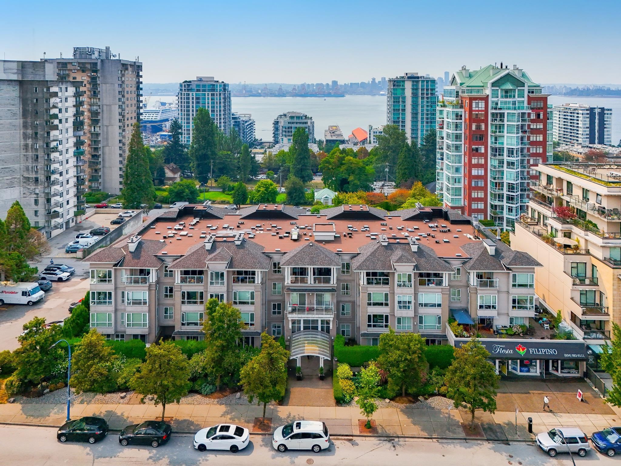 305 155 3rd Street - MLS&reg; # R3143395