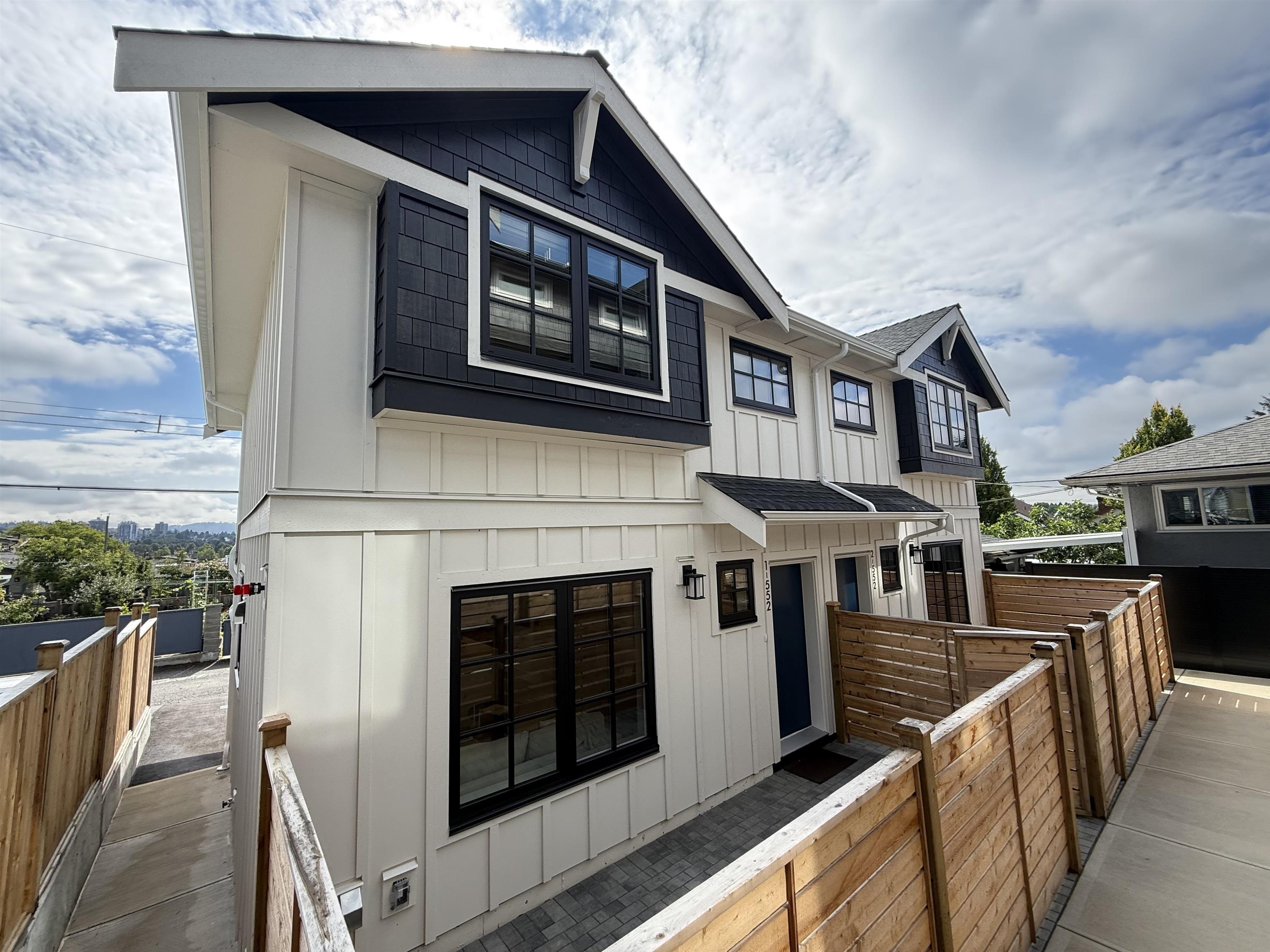 1 552 Kaslo Street - MLS&reg; # R3143800