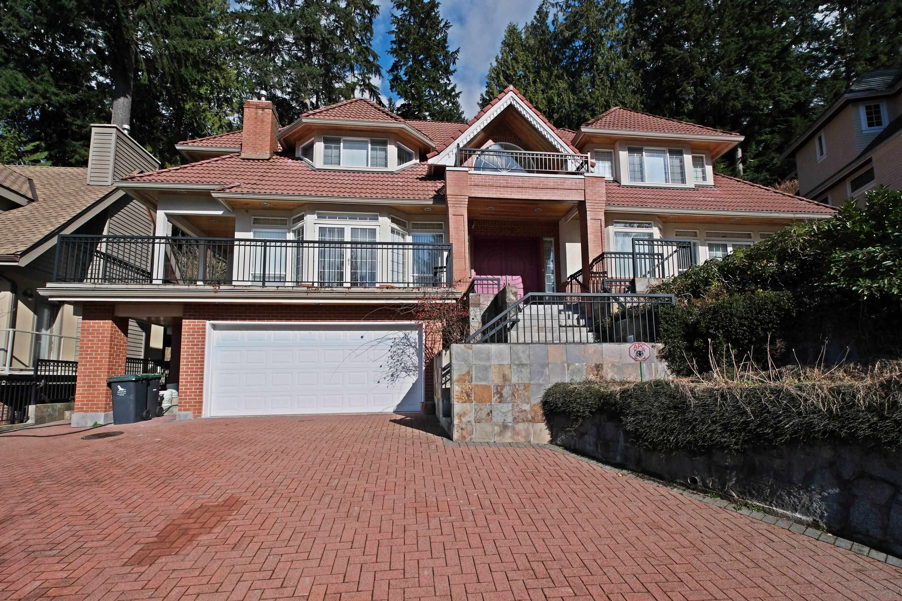 4989 Chalet Place - MLS&reg; # R3143807