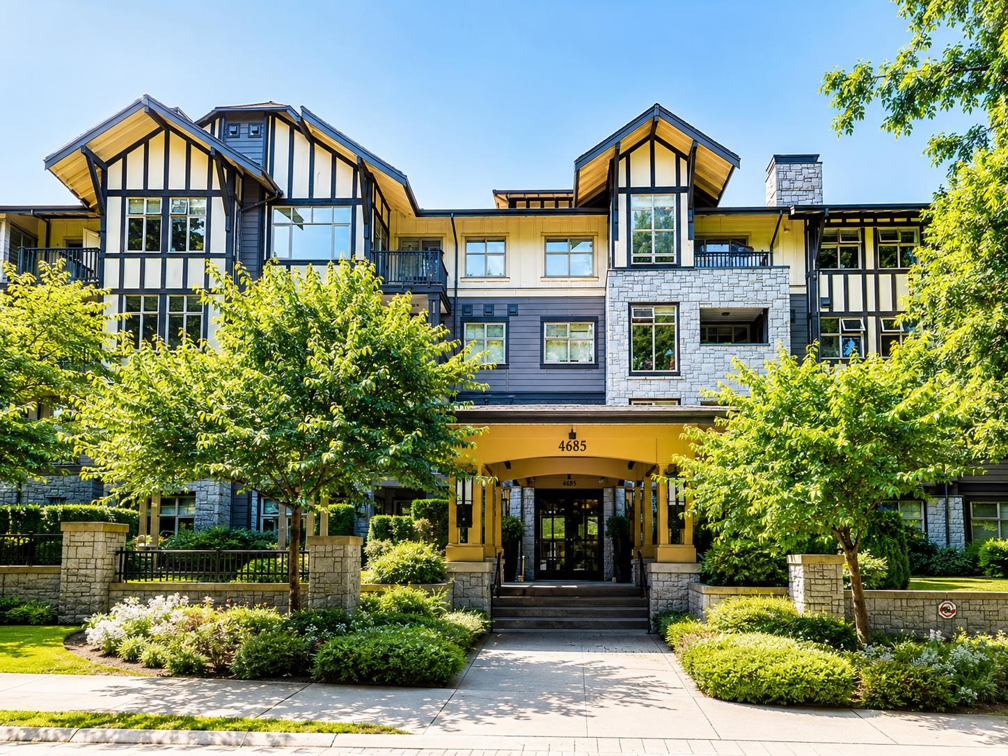 205 4885 Valley Drive - MLS&reg; # R3144987