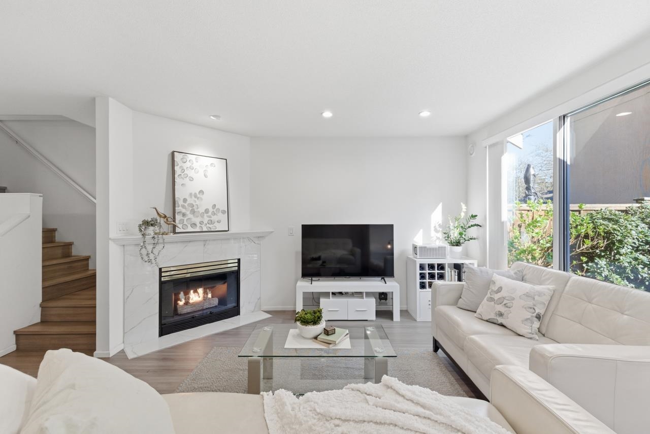 20 3428 Adanac Street - MLS&reg; # R3145640
