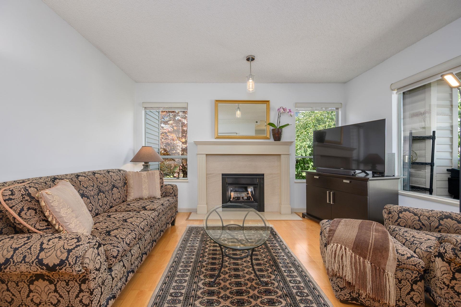 212 910 8th Avenue - MLS&reg; # R3145813