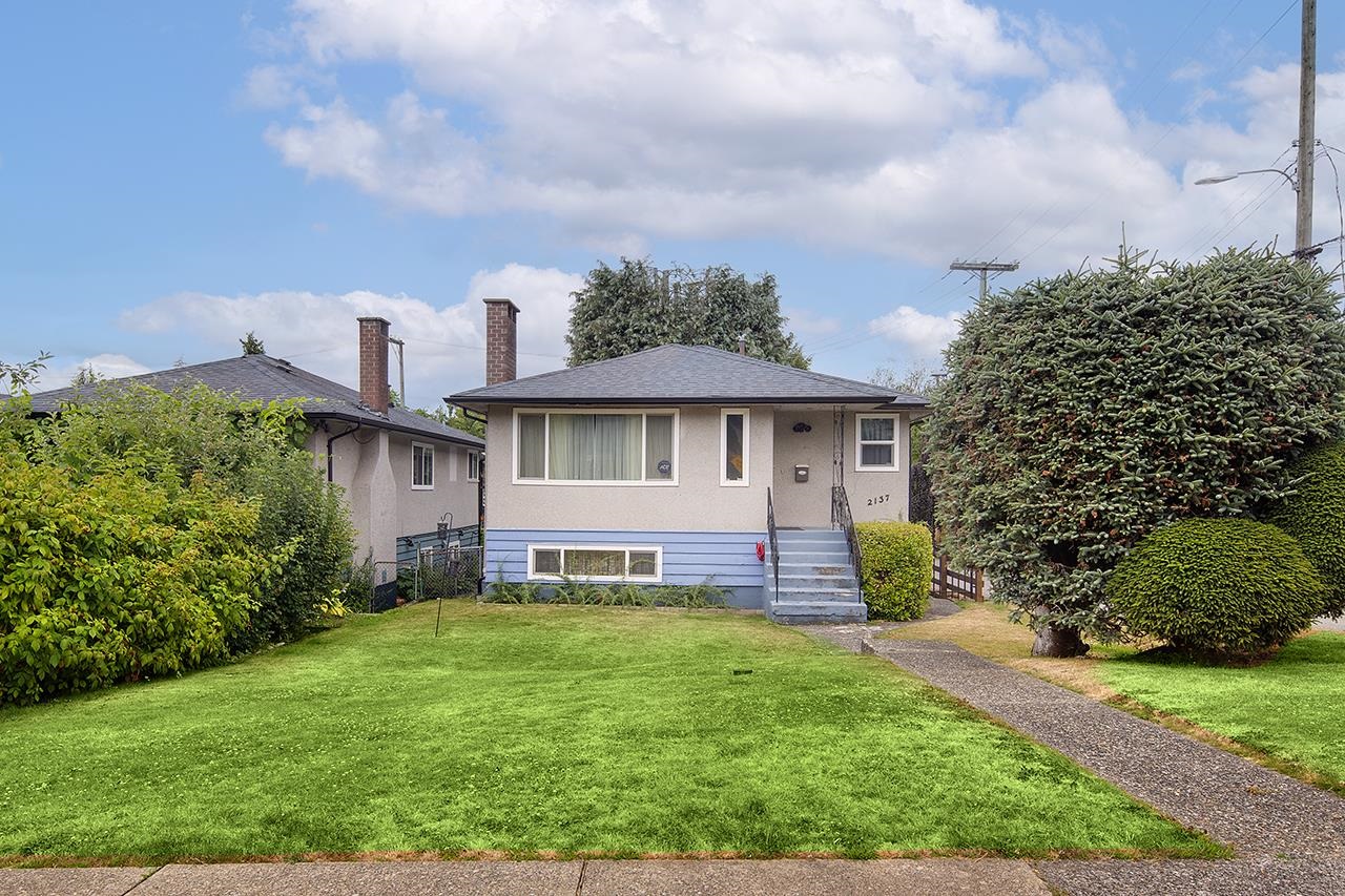  2137 20th Avenue - MLS&reg; # R3145931