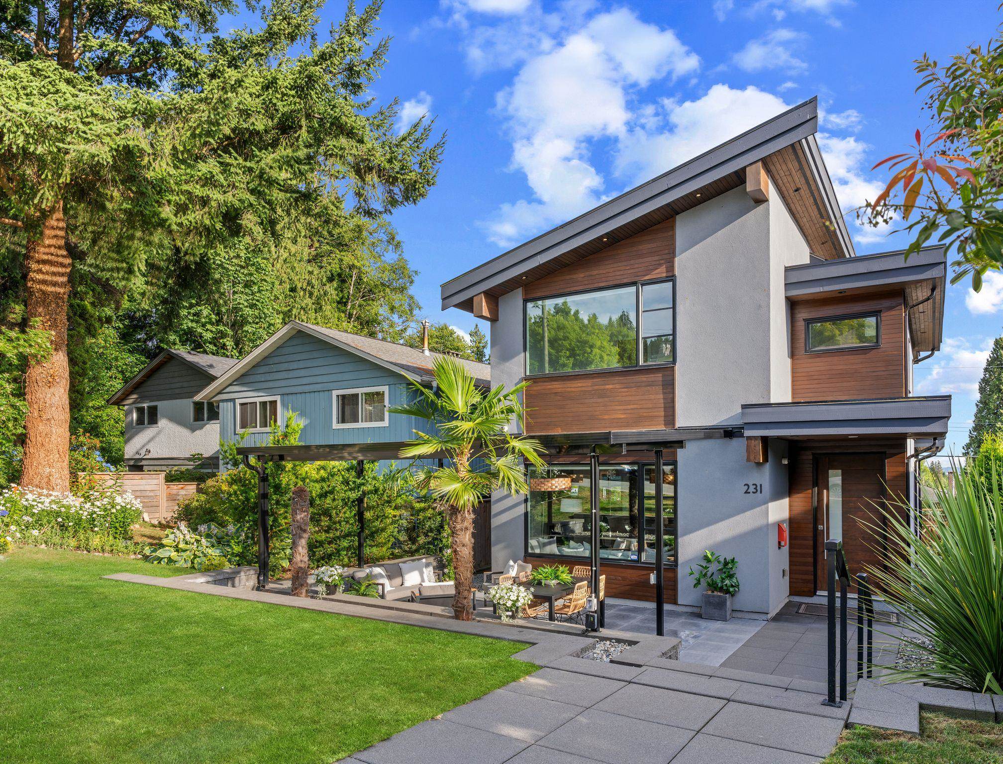  231 27 Street - MLS&reg; # R3146002