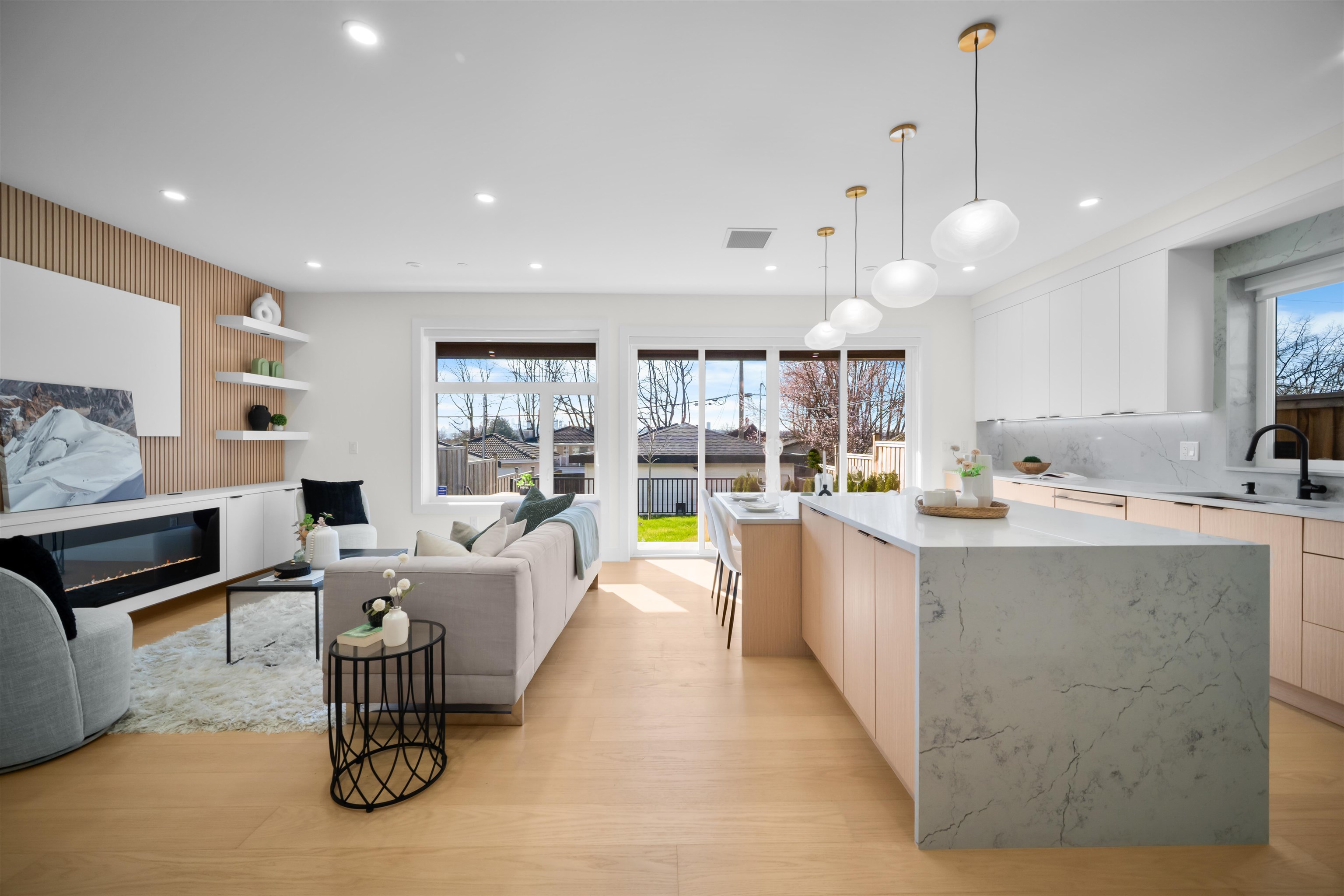 2 3576 Pender Street - MLS&reg; # R3147156