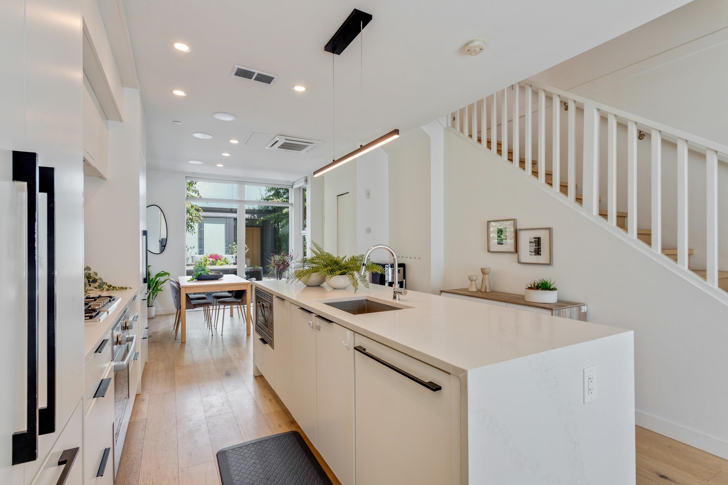 125 649 3rd Street - MLS&reg; # R3148143