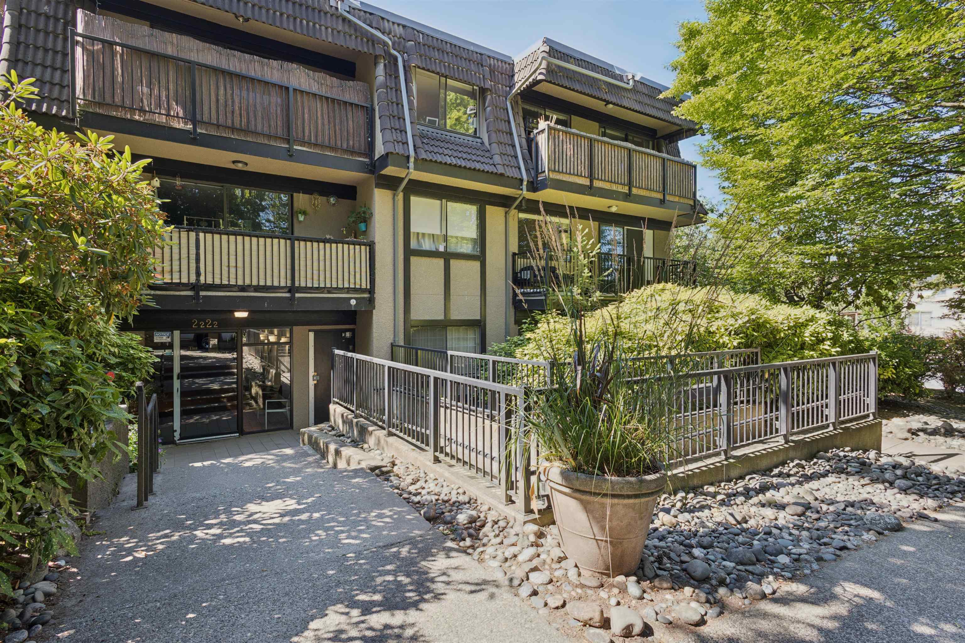 112 2222 Cambridge Street - MLS&reg; # R3148268