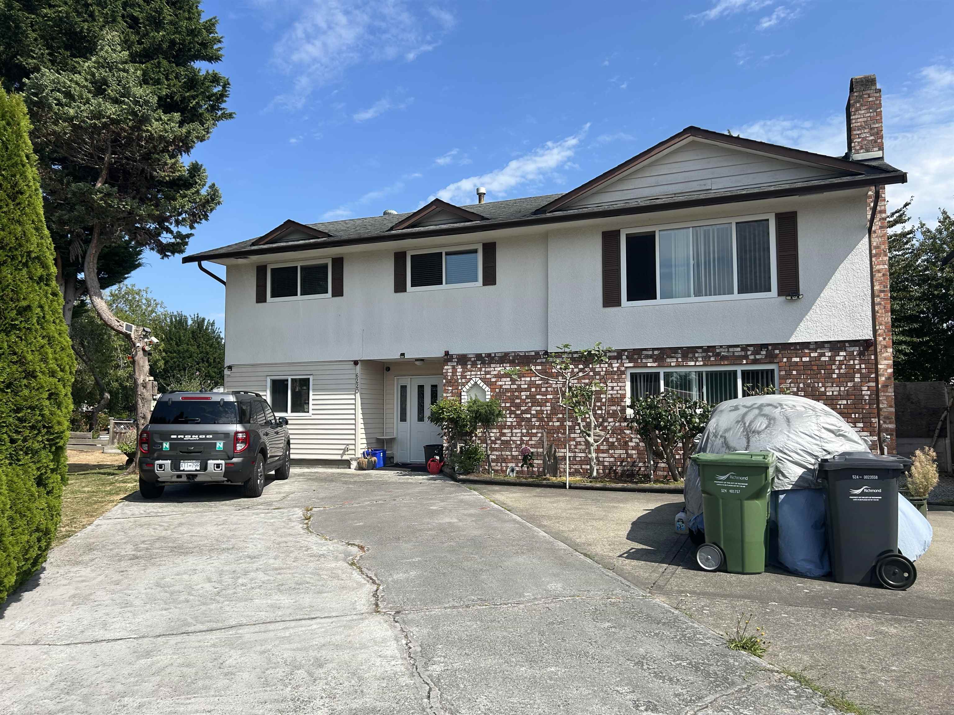  6220 Spender Drive - MLS&reg; # R3148907