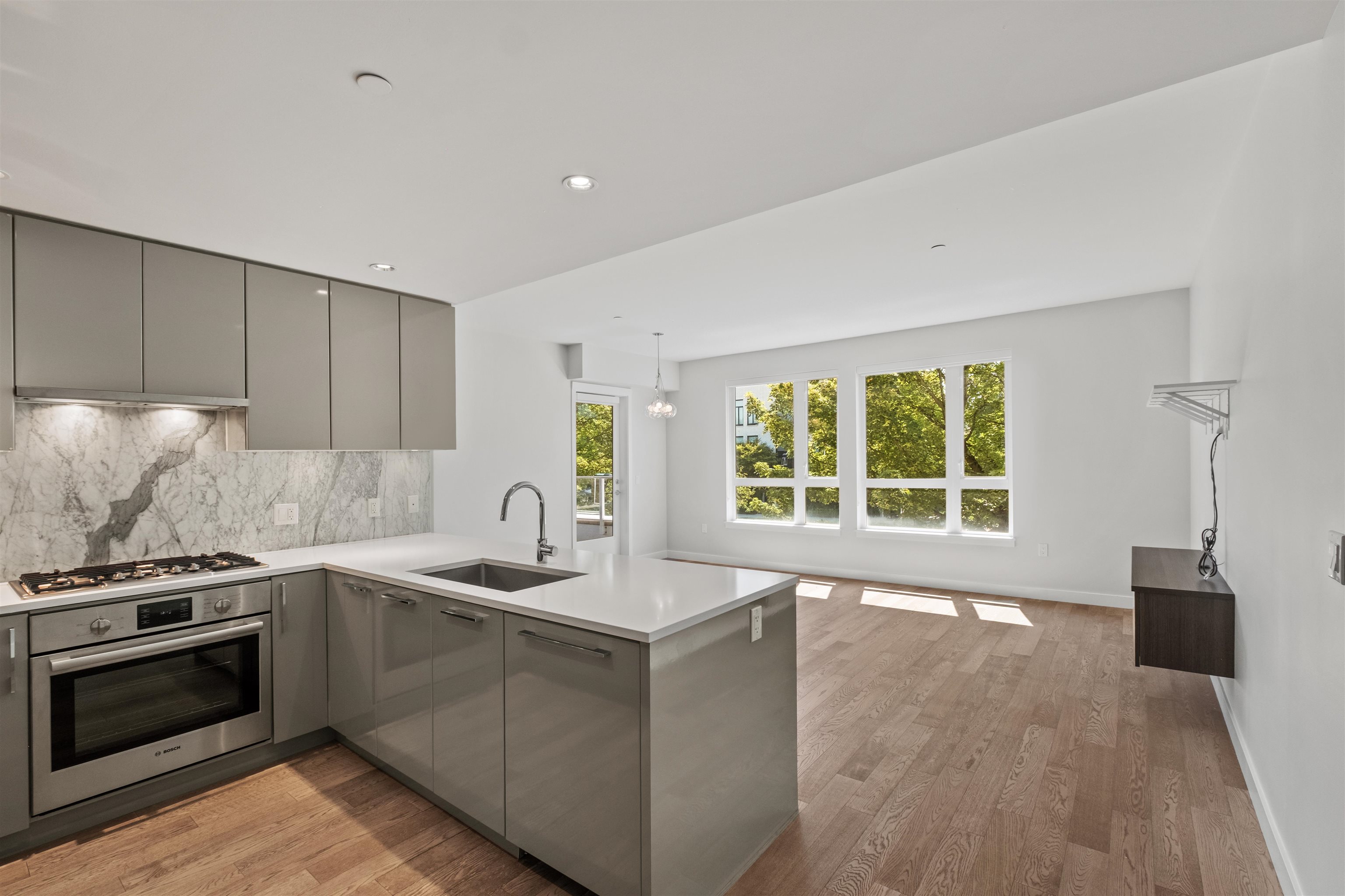 204 4080 Yukon Street - MLS&reg; # R3148977