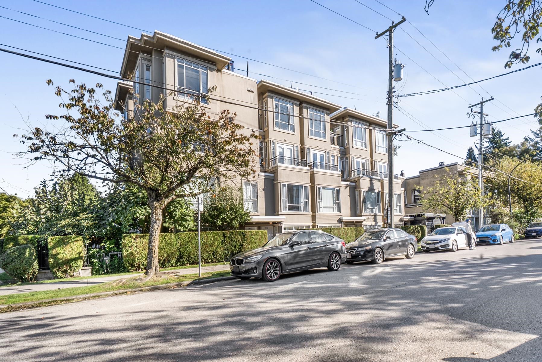  2106 Yew Street - MLS&reg; # R3149142
