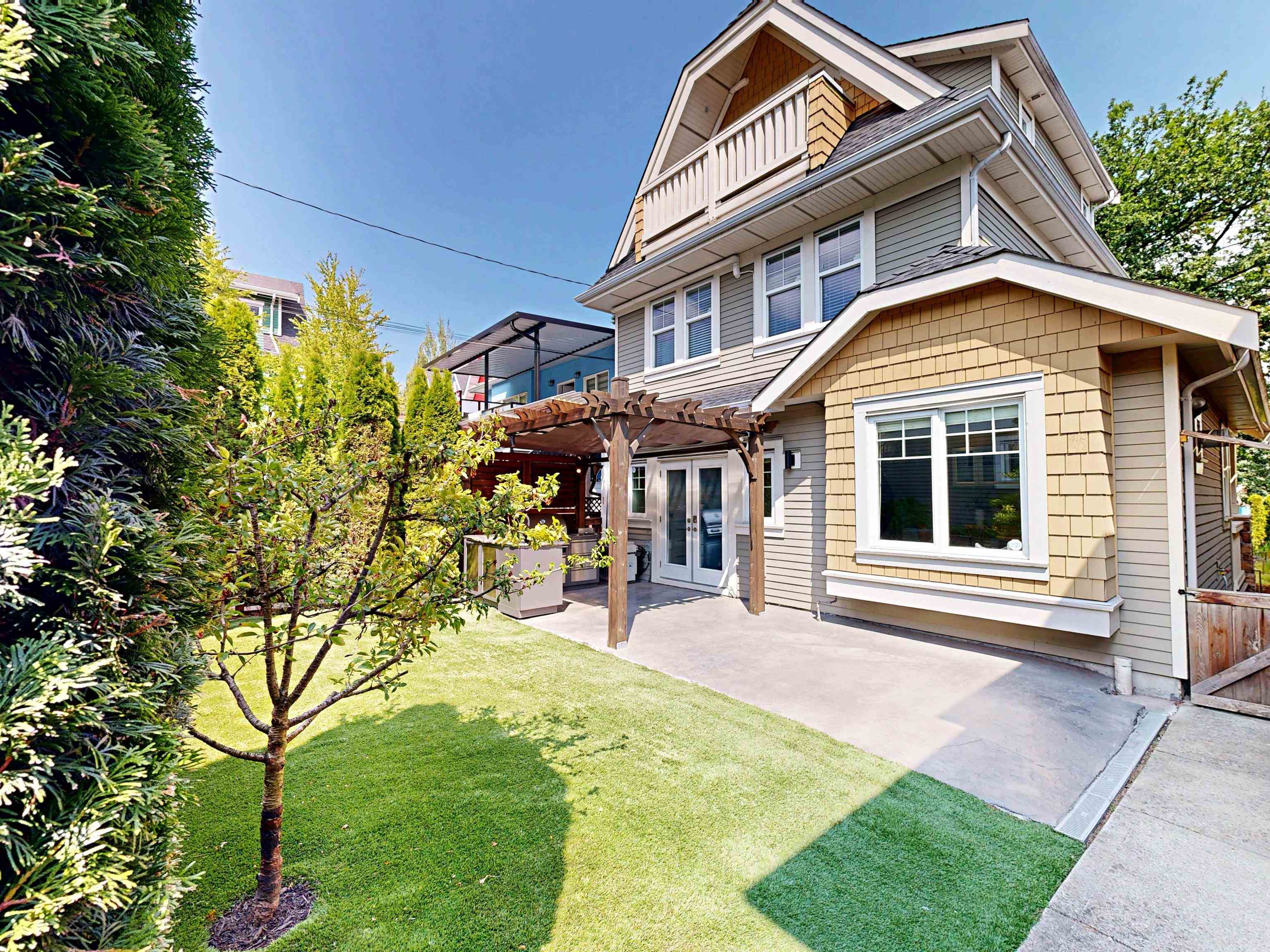  1338 23rd Avenue - MLS&reg; # R3149440