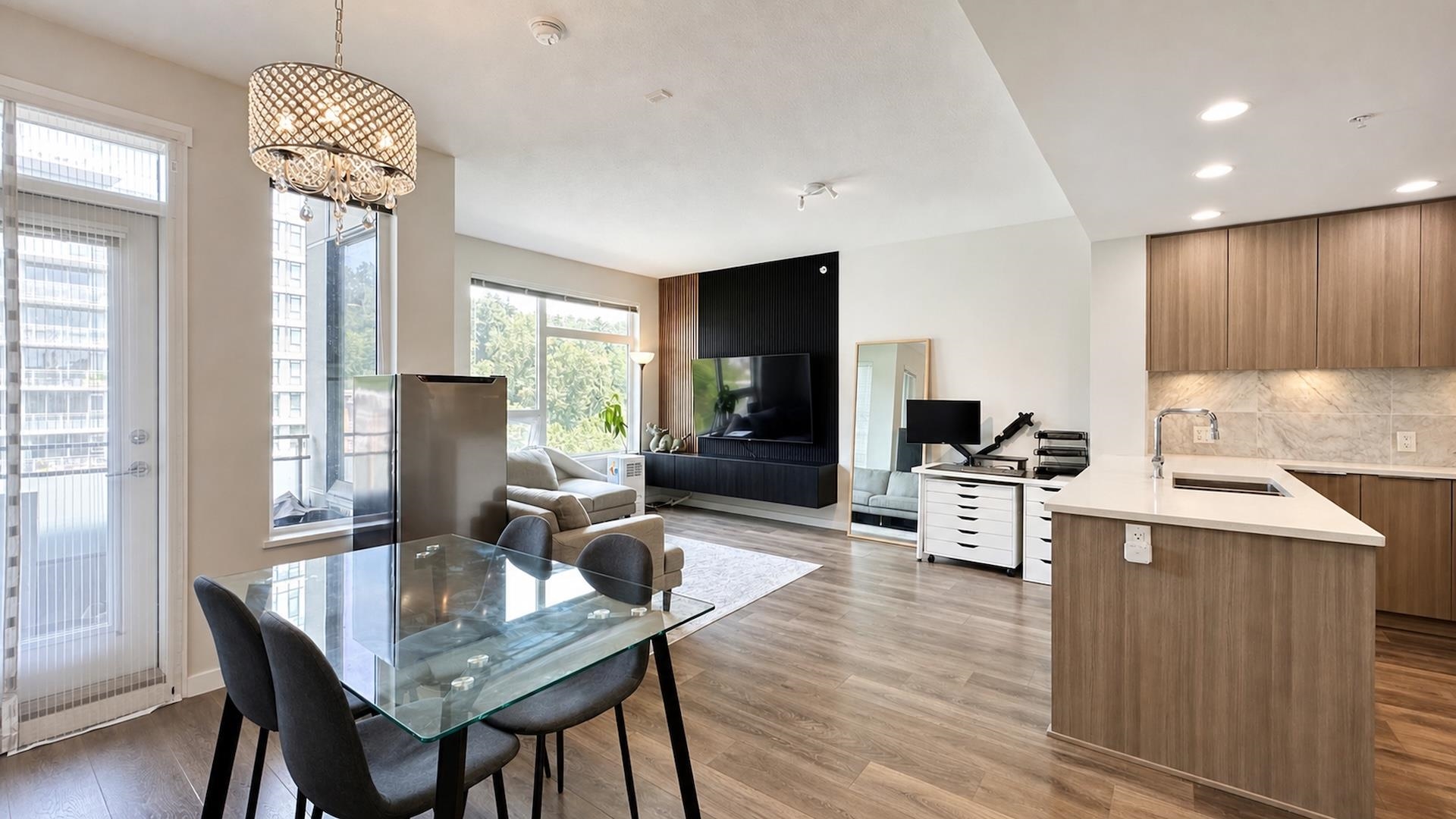 610 3289 Riverwalk Avenue - MLS&reg; # R3150064