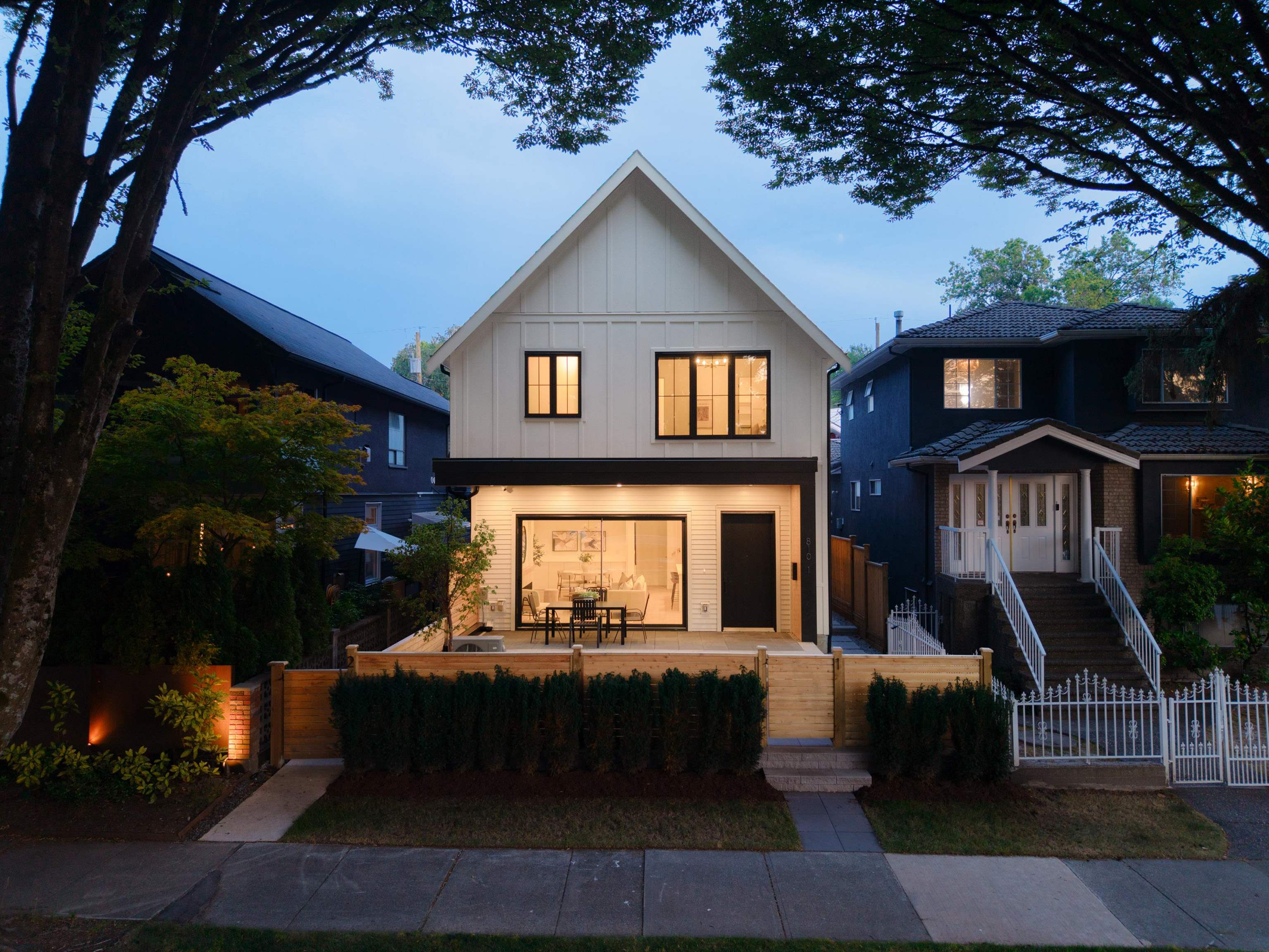 1 810 22nd Avenue - MLS&reg; # R3150394