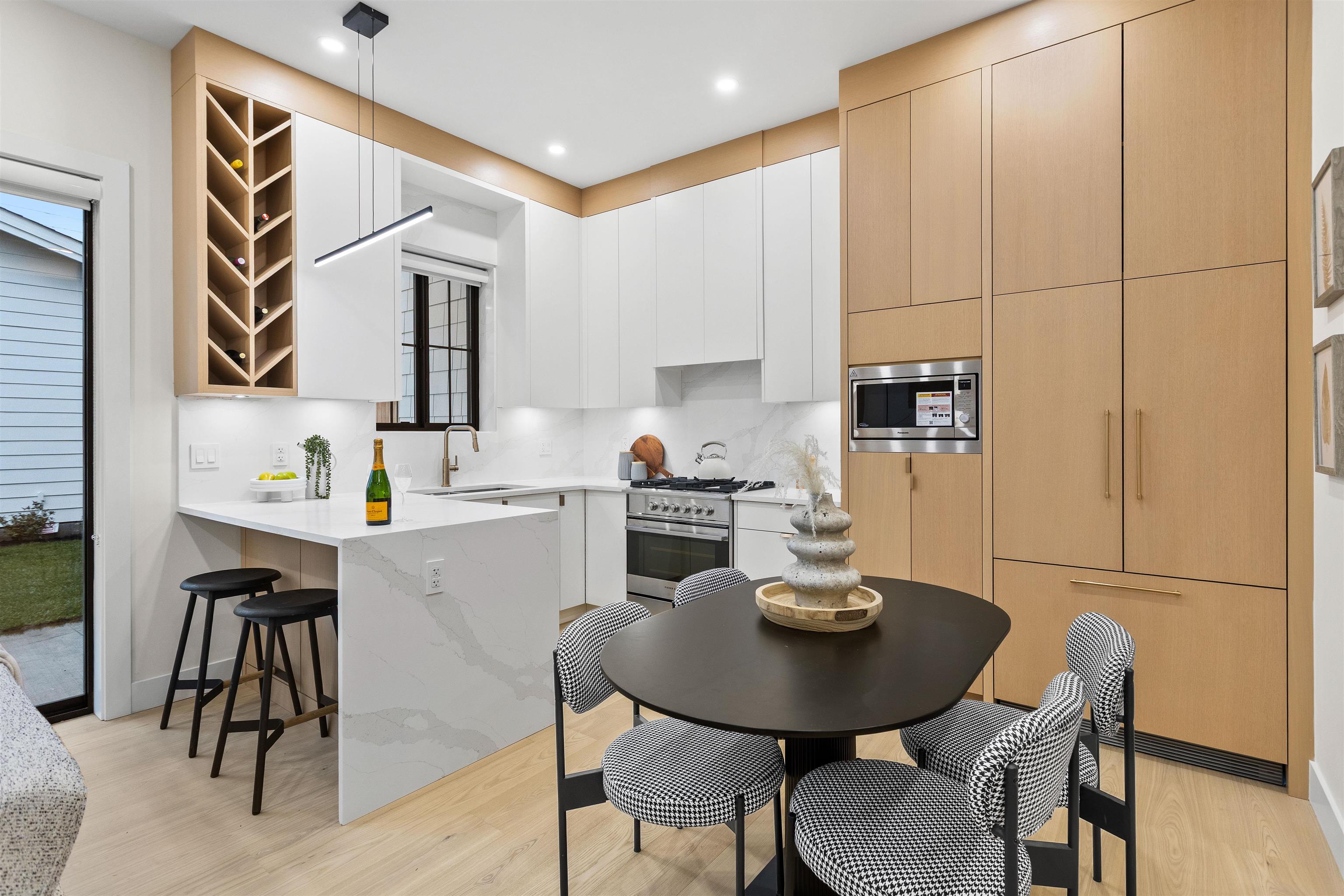 2 5306 Culloden Street - MLS&reg; # R3150665