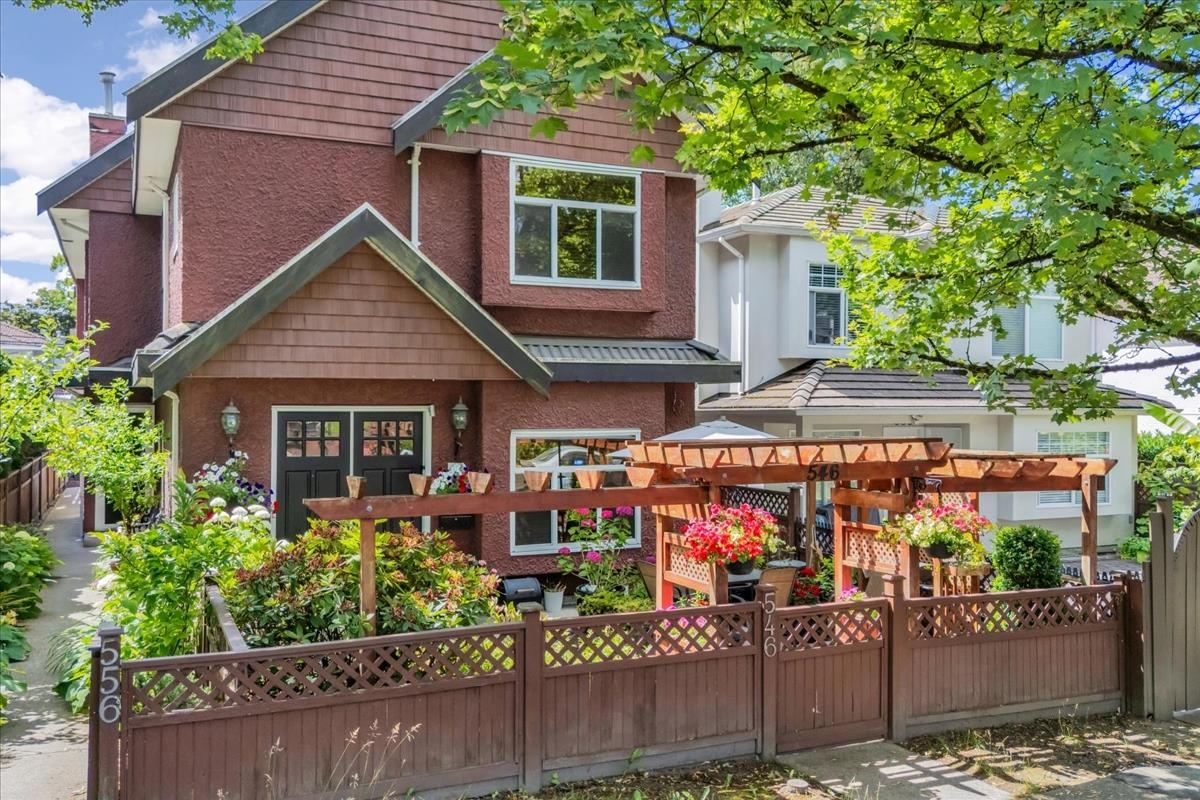  546 44th Avenue - MLS&reg; # R3150949