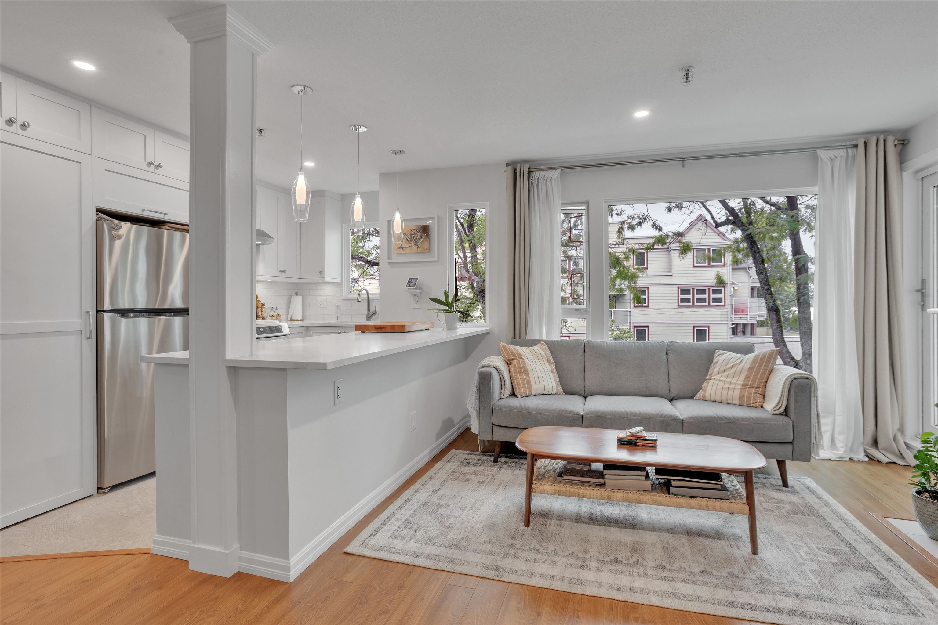 315 2020 8th Avenue - MLS&reg; # R3151033