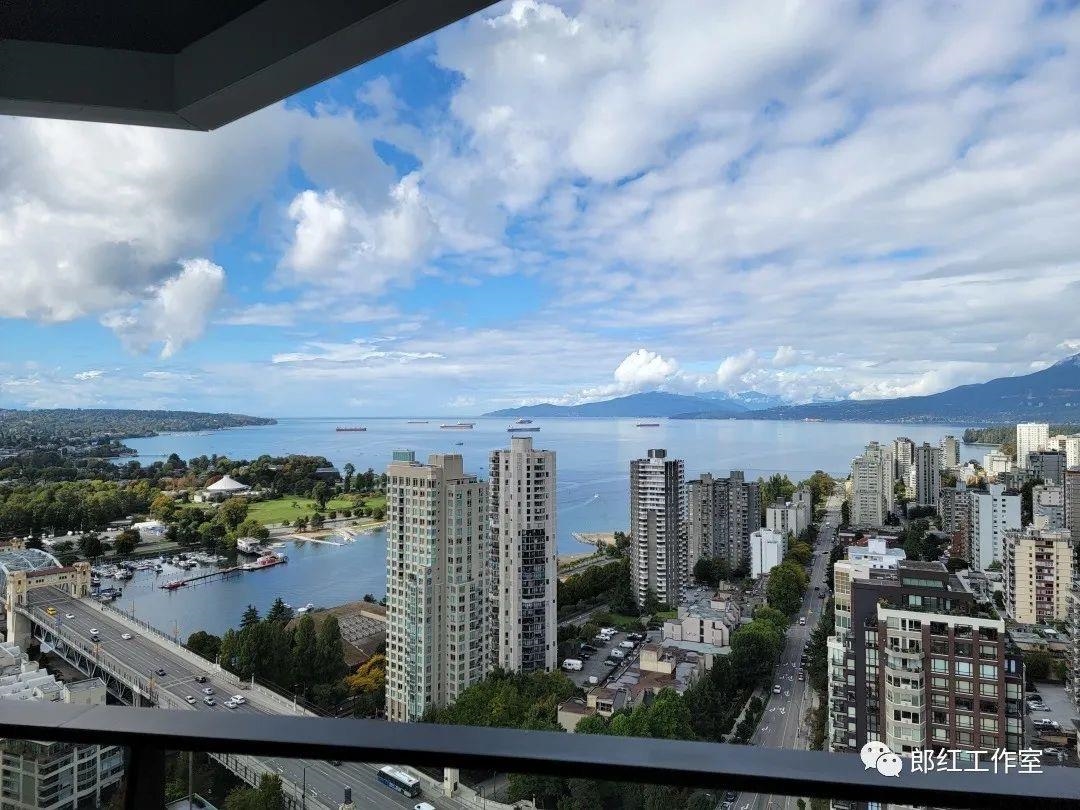 3x02 889 Pacific Street - MLS&reg; # R3151133