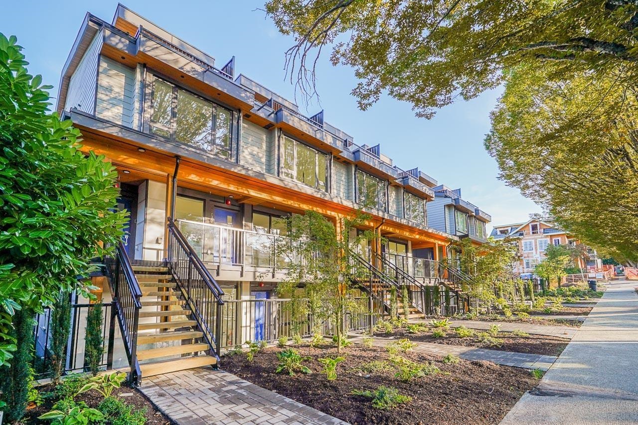  4728 Duchess Street - MLS&reg; # R3151453