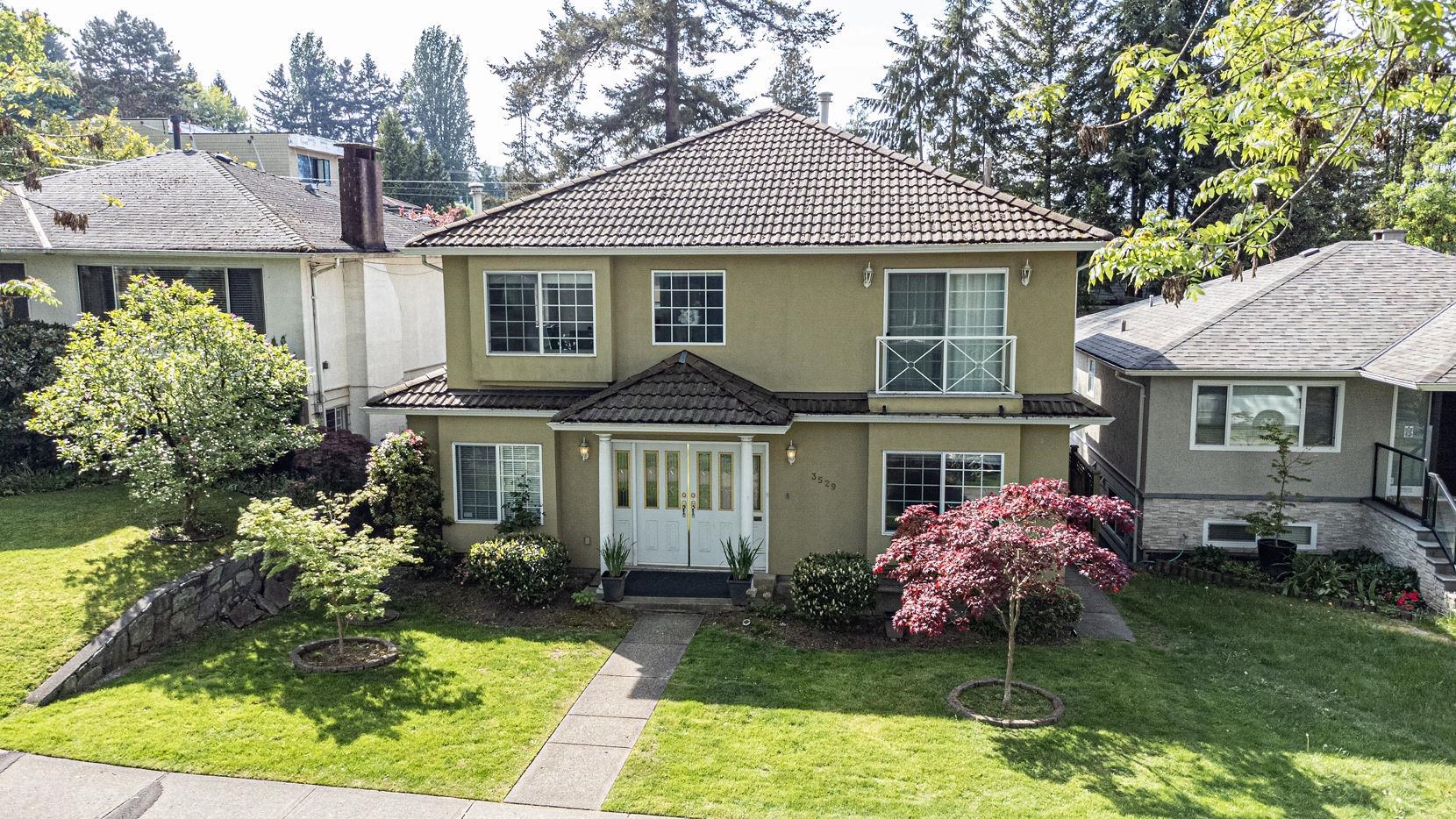  3529 Gladstone Street - MLS&reg; # R3151657
