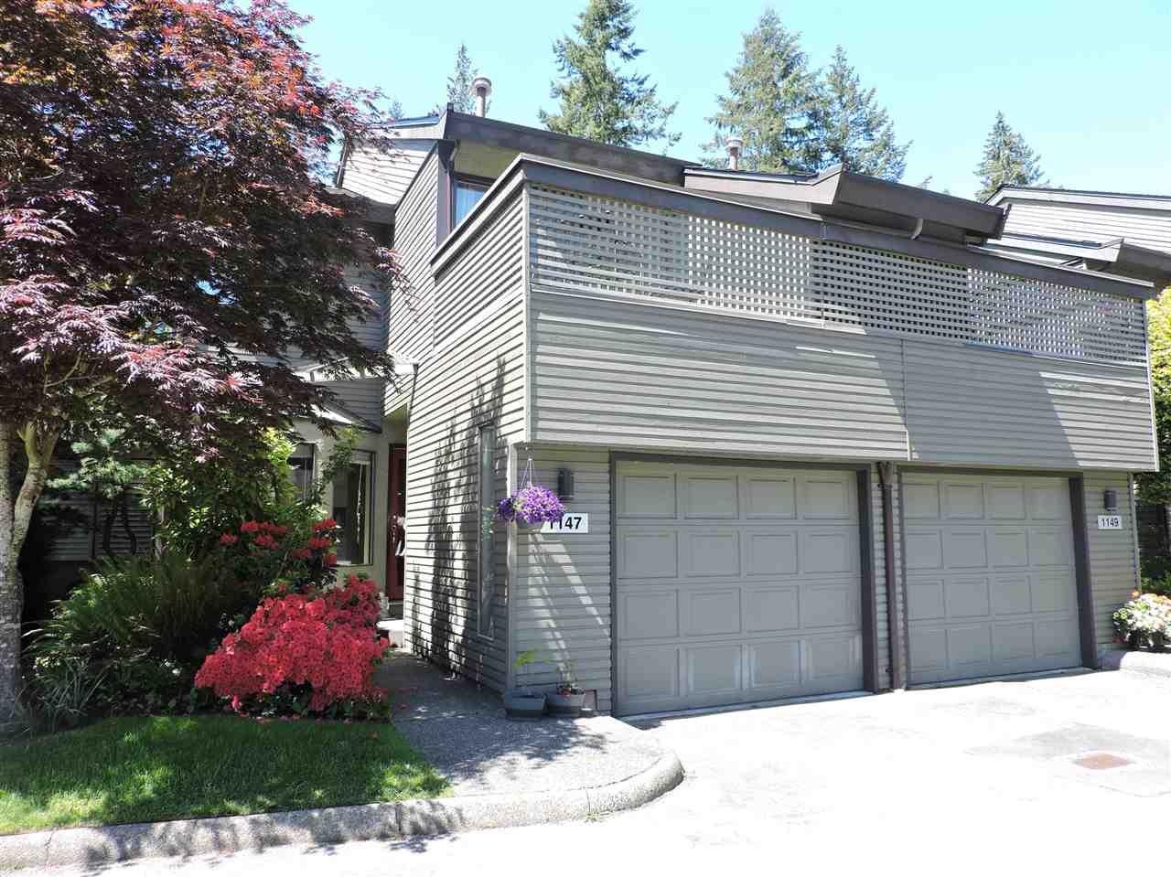  1147 Montroyal Boulevard - MLS&reg; # R3152111