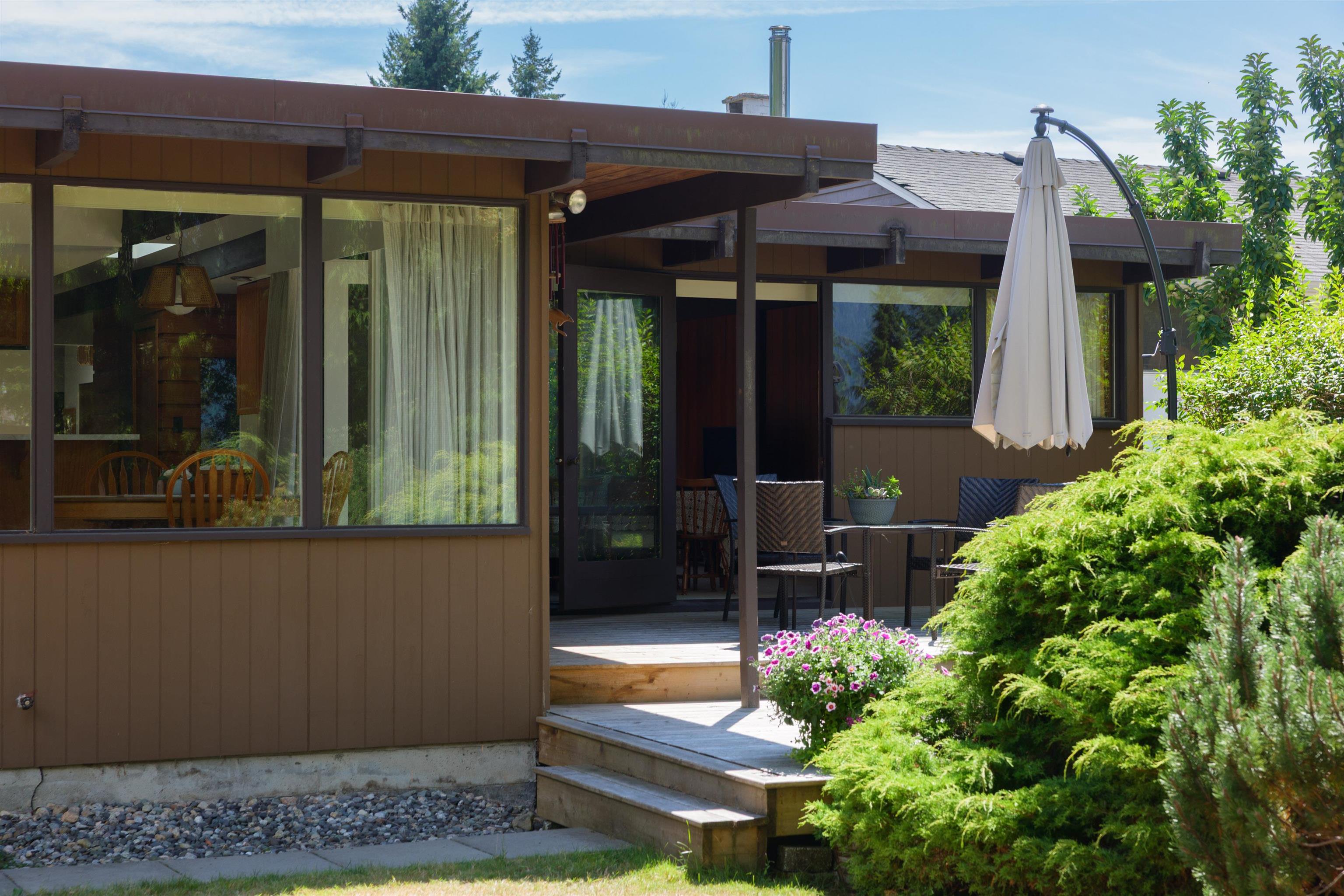  4568 Marineview Crescent - MLS&reg; # R3152371