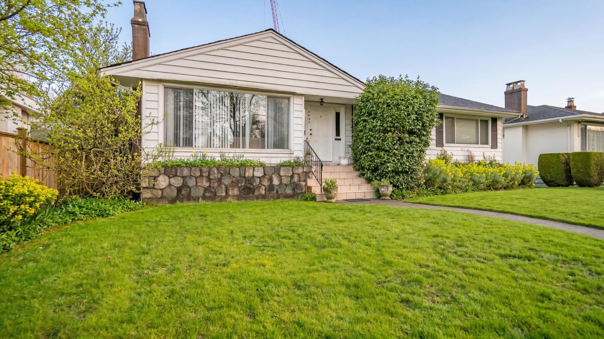  5433 Ash Street - MLS&reg; # R3152374