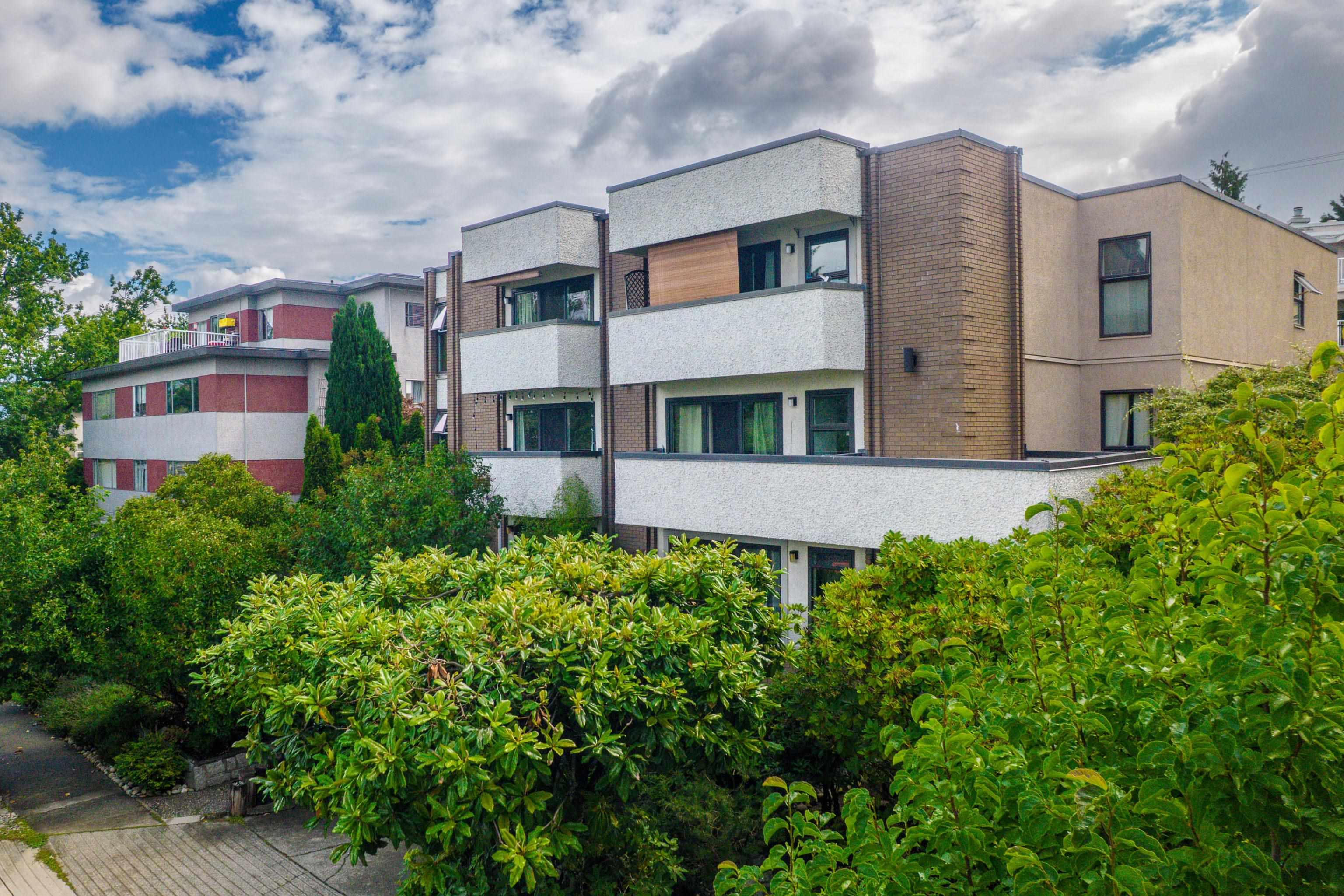 203 2240 Wall Street - MLS&reg; # R3152379