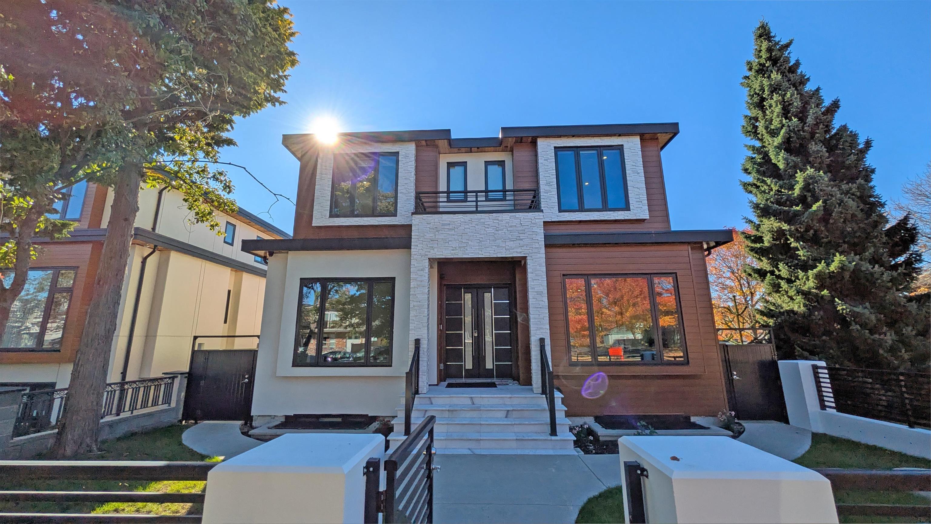  108 51st Avenue - MLS&reg; # R3152411