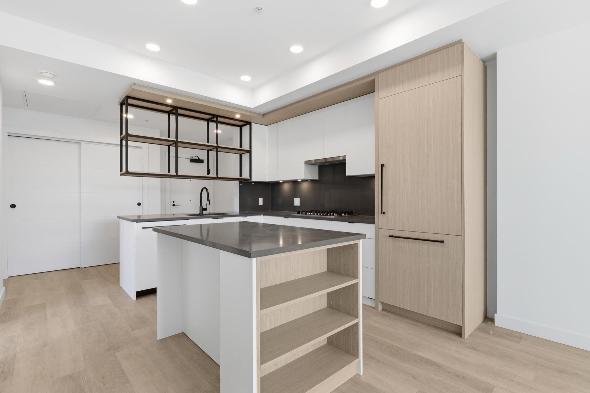 302 2268 Broadway  - MLS&reg; # R3153541
