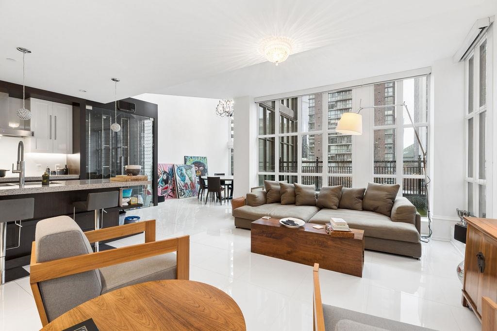 PH2 1102 Hornby Street - MLS&reg; # R3154181