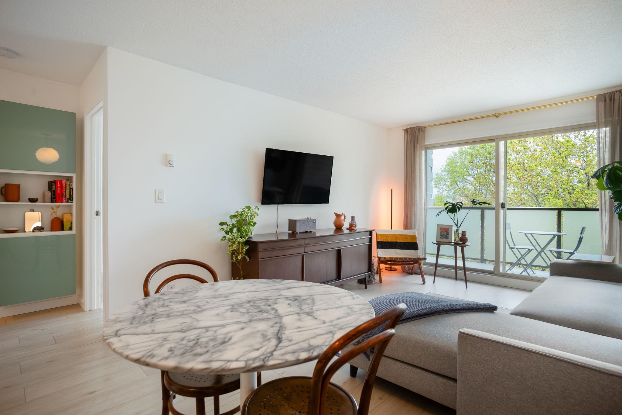 405 1864 Frances Street - MLS&reg; # R3154362