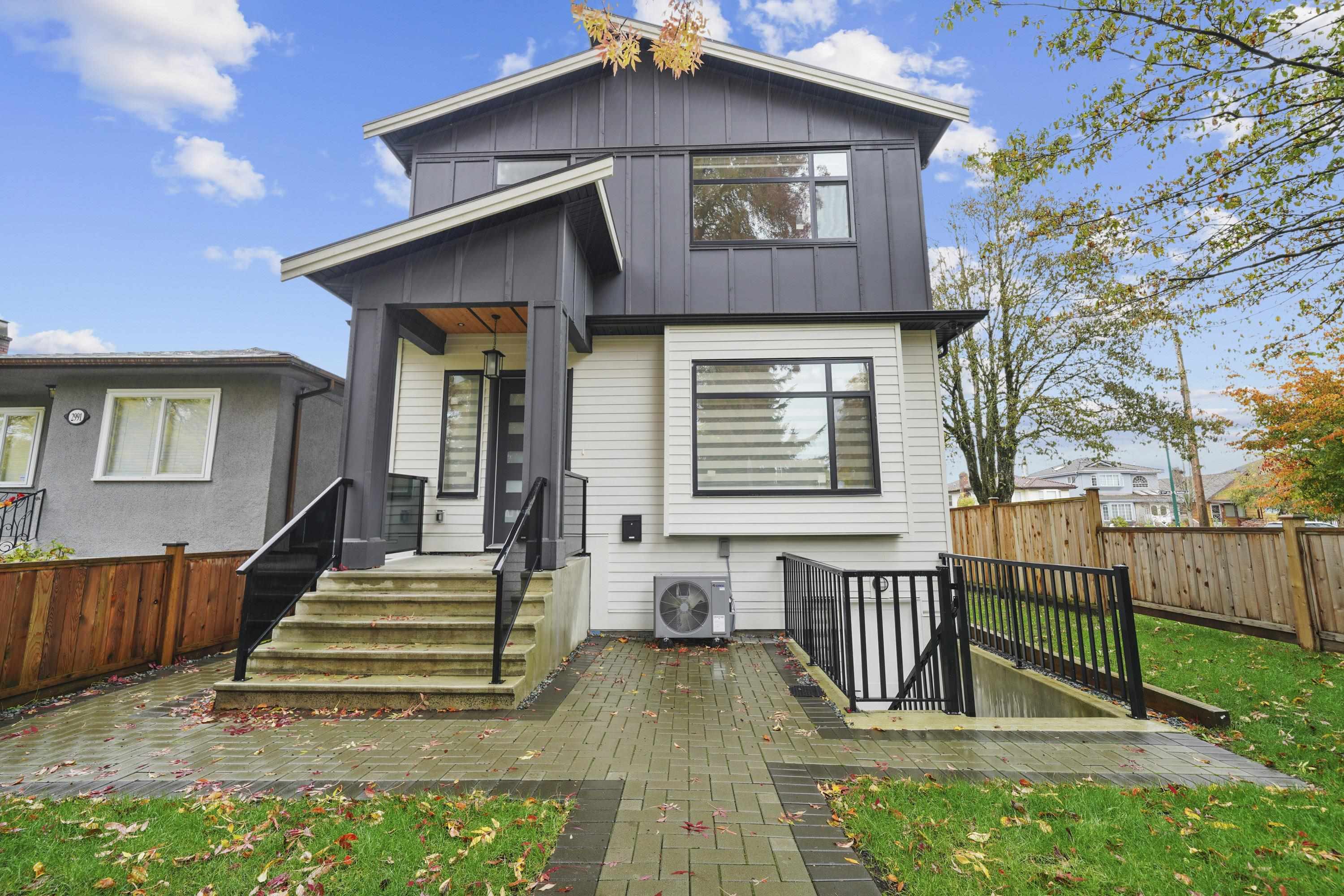  2995 17th Avenue - MLS&reg; # R3154401