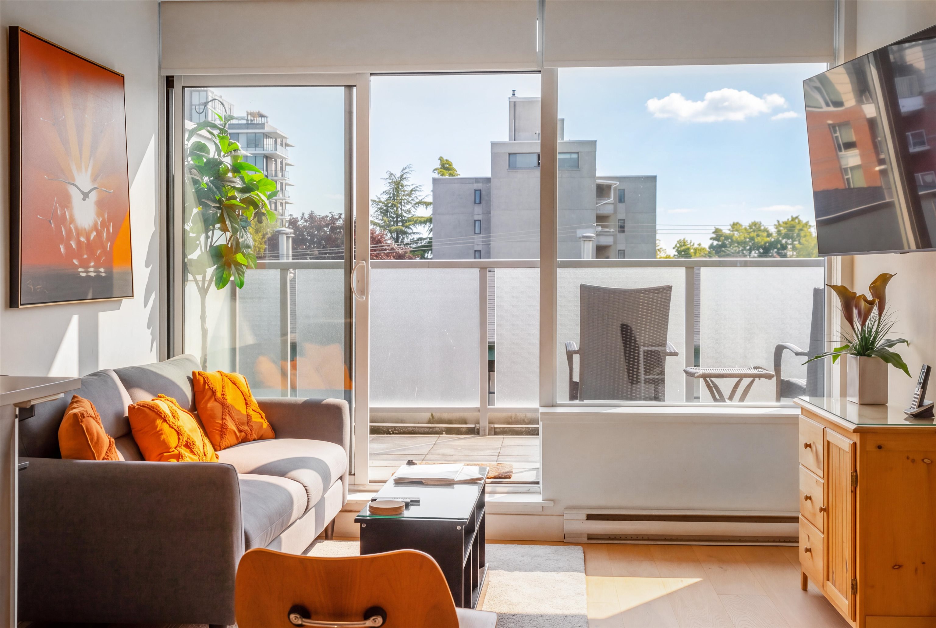 463 250 6 Street - MLS&reg; # R3154541