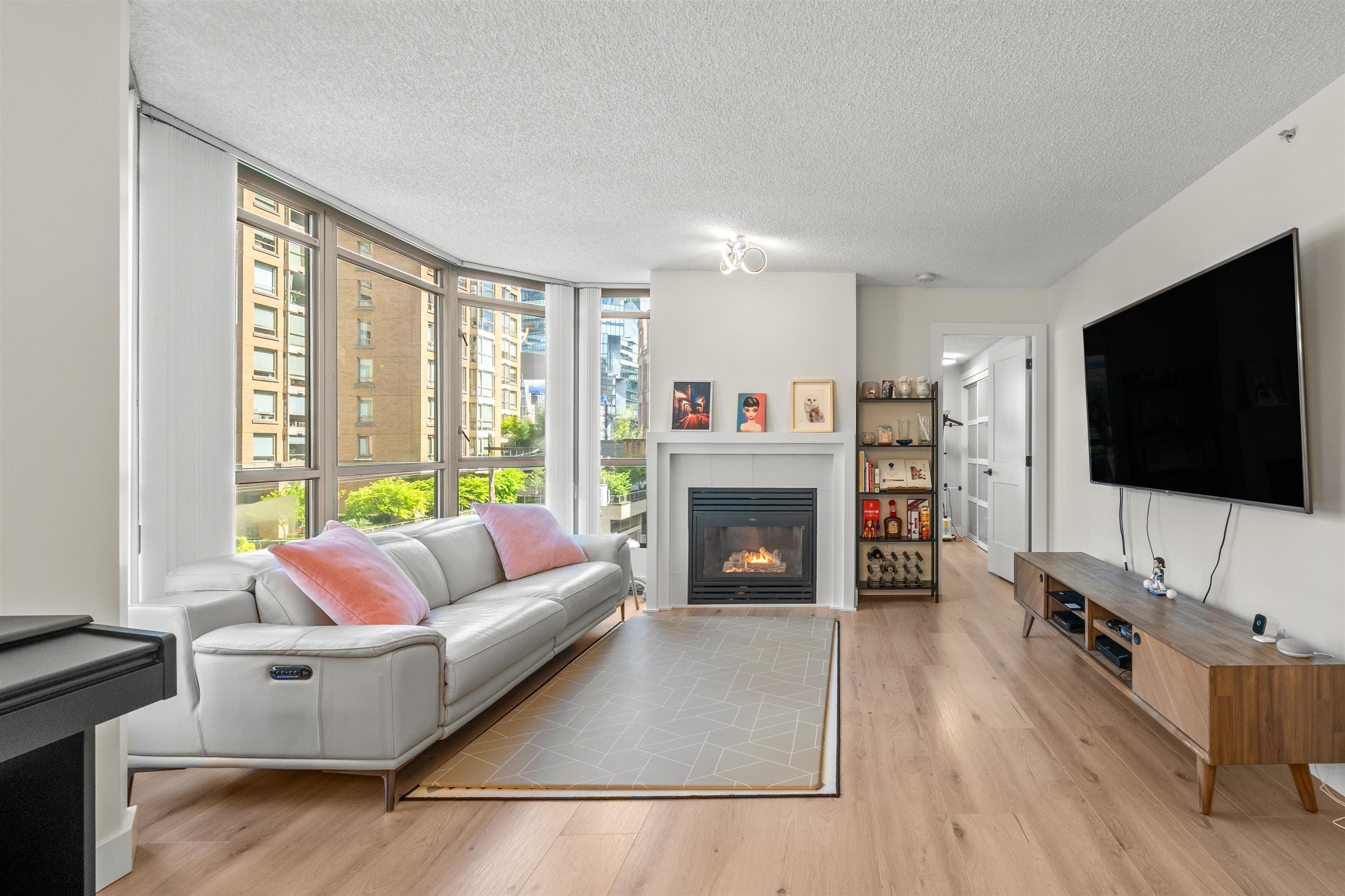 706 867 Hamilton Street - MLS&reg; # R3154954