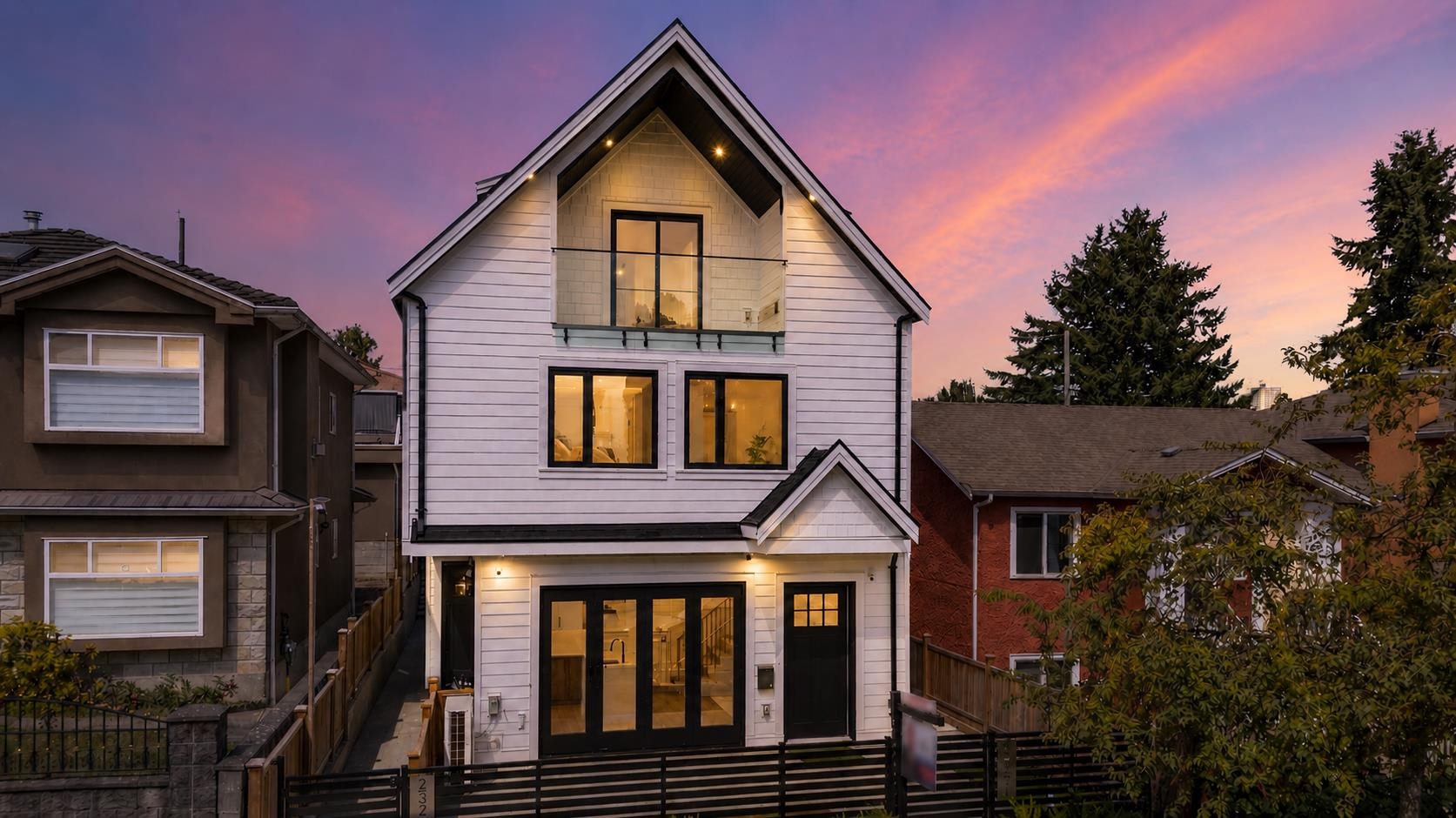 1 3271 E Georgia Street - MLS&reg; # R3155096