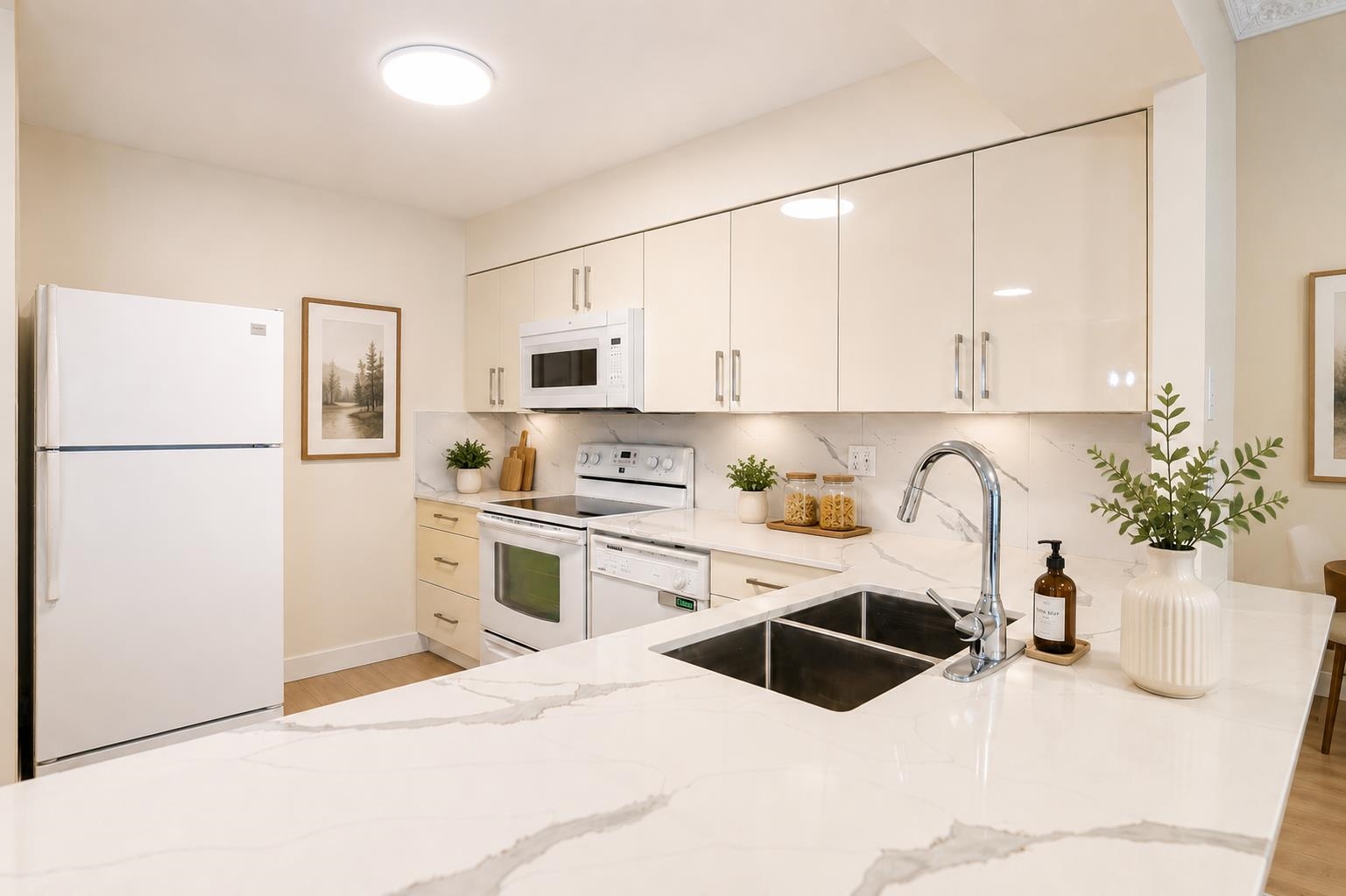 603 2468 Broadway  - MLS&reg; # R3155194
