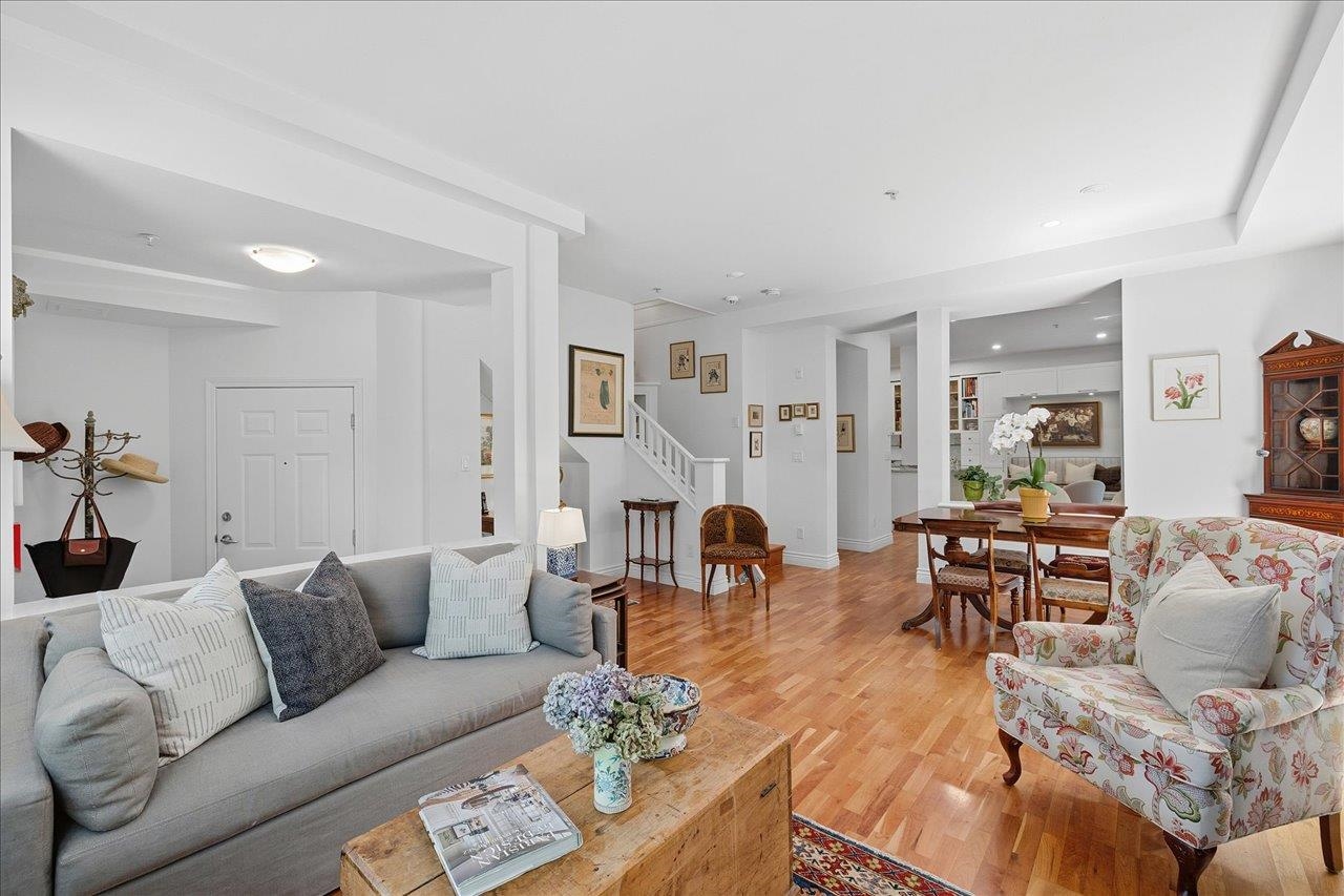 13 5605 Hampton Place - MLS&reg; # R3155258