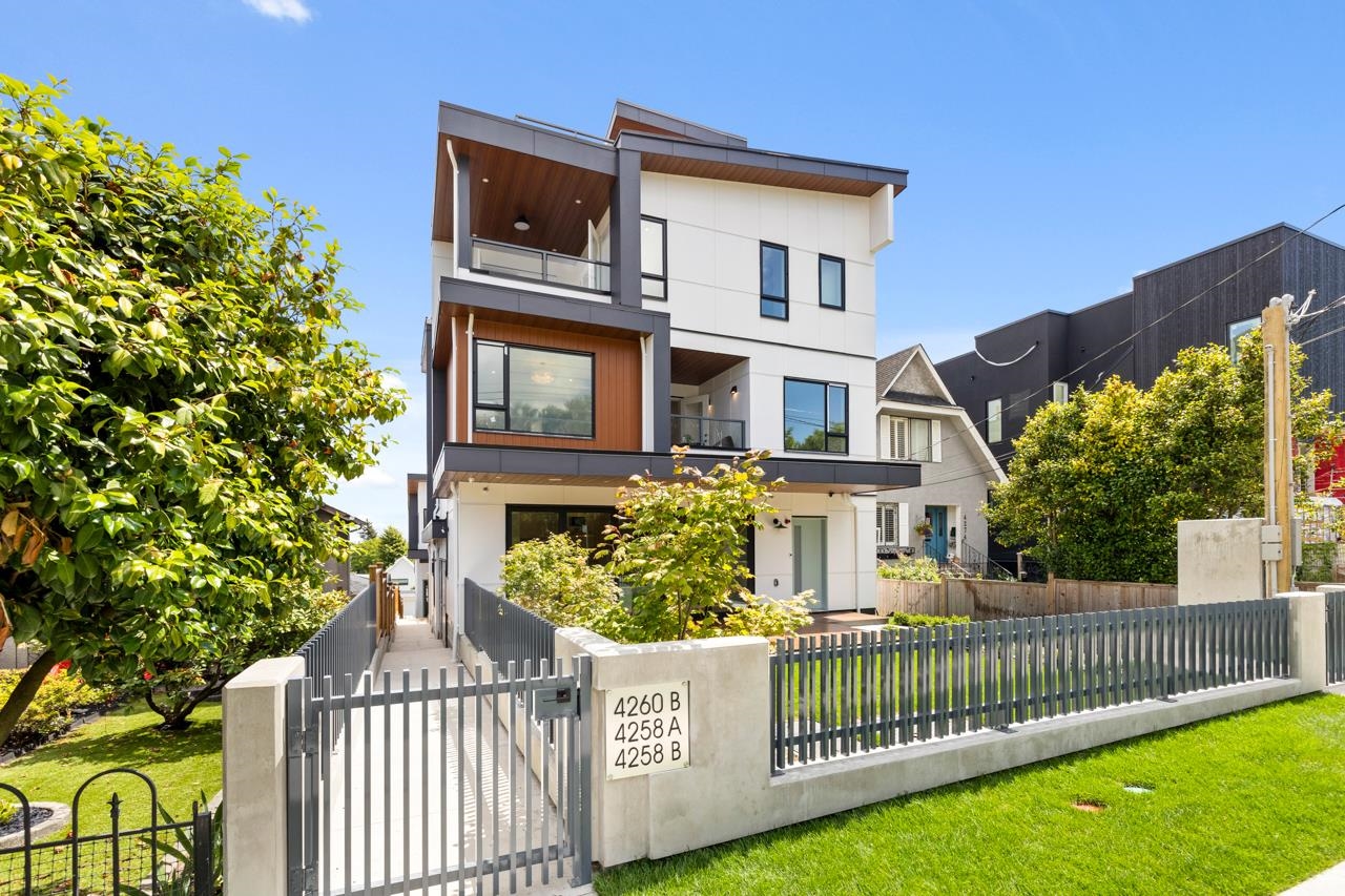 B 4260 Sophia Street - MLS&reg; # R3155497