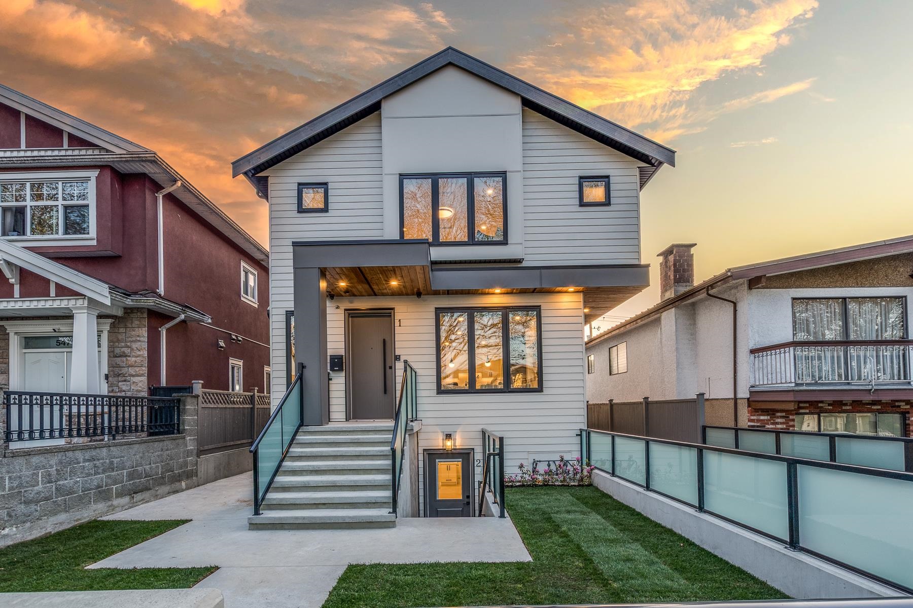 1 5461 Rhodes Street - MLS&reg; # R3156414