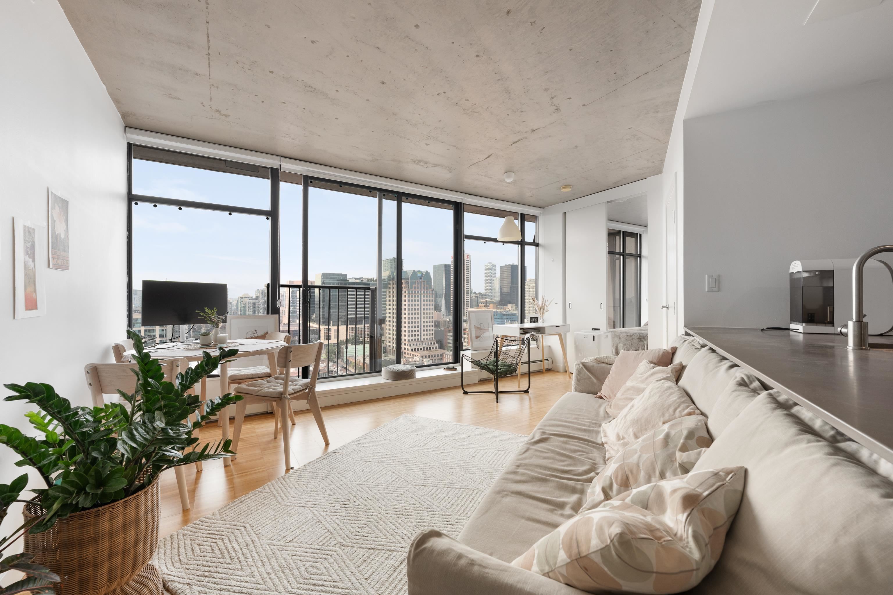 2908 128 Cordova Street - MLS&reg; # R3156725