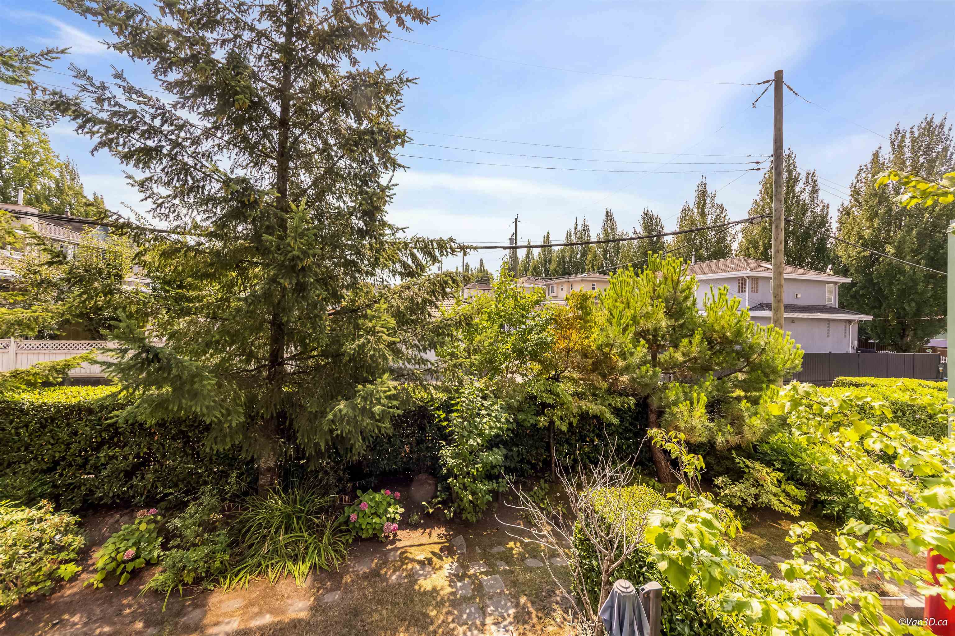 209 5818 Lincoln Street - MLS&reg; # R3156755