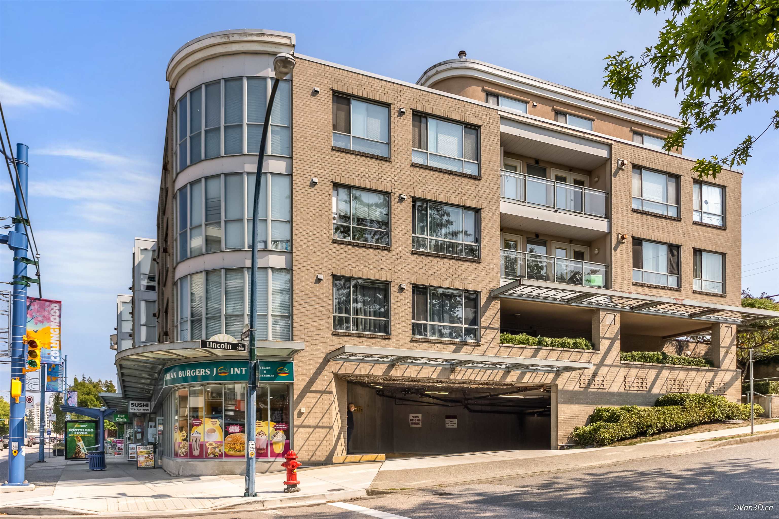 209 5818 Lincoln Street - MLS&reg; # R3156755