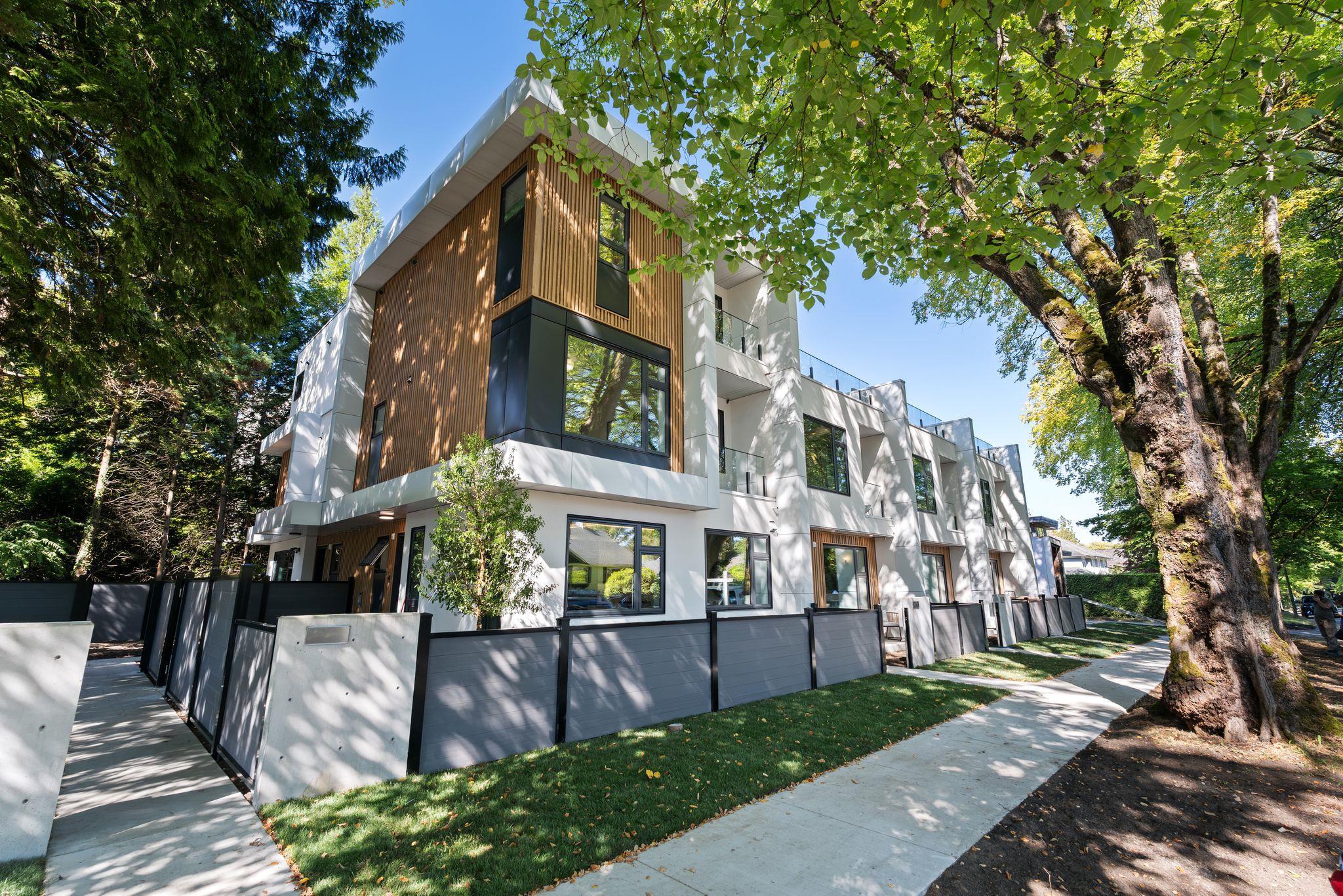 4 1491 Devonshire Crescent - MLS&reg; # R3156968