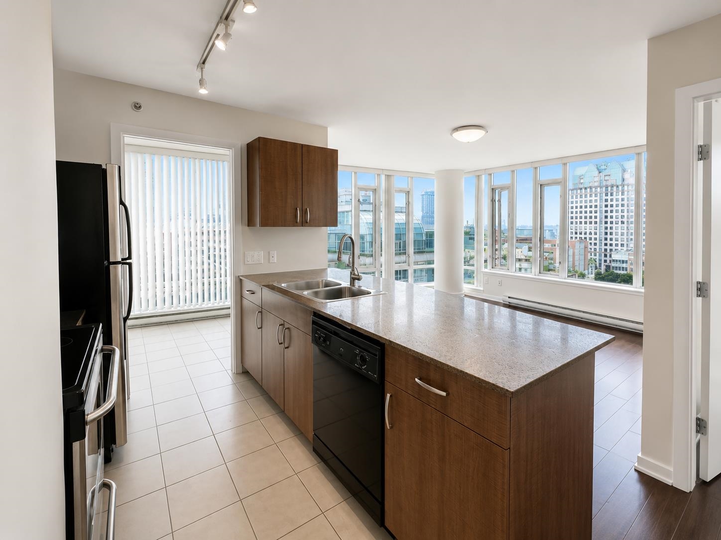 1110 610 Granville Street - MLS&reg; # R3157535